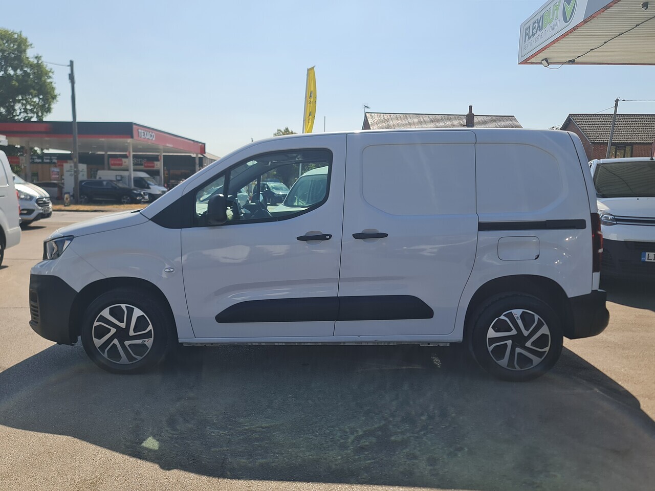 Peugeot Partner 1.5 PRO Premium - Thumbnail 6