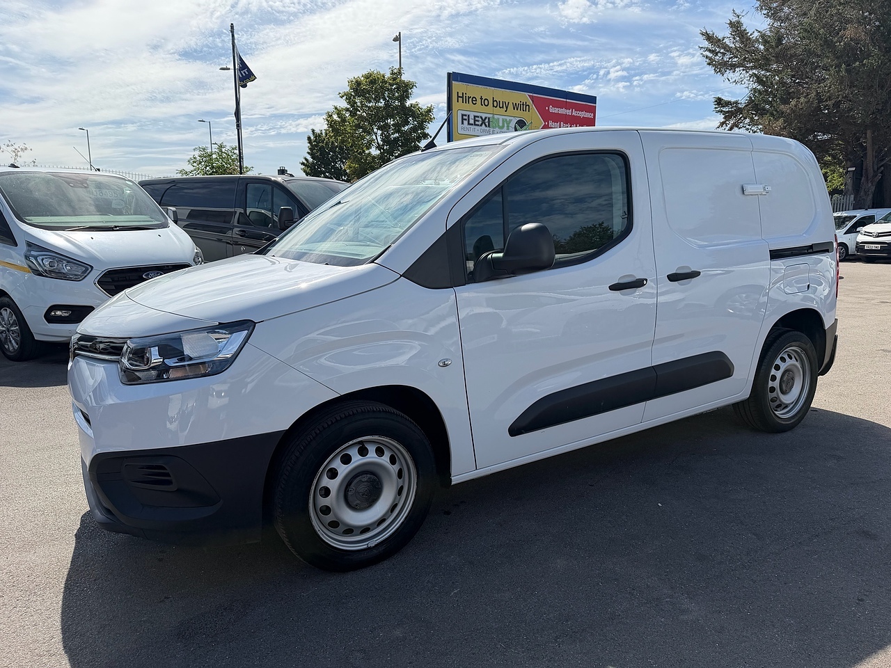 Toyota PROACE CITY 1.5 BlueHDi - Thumbnail 3