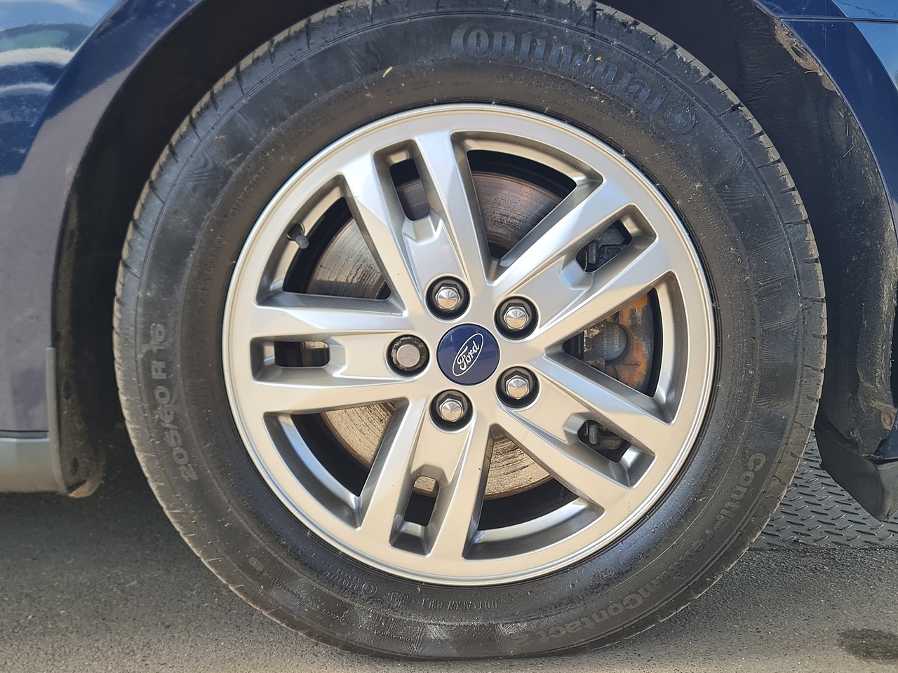 Ford ConnectTitanium MPV AUTO - Thumbnail 10