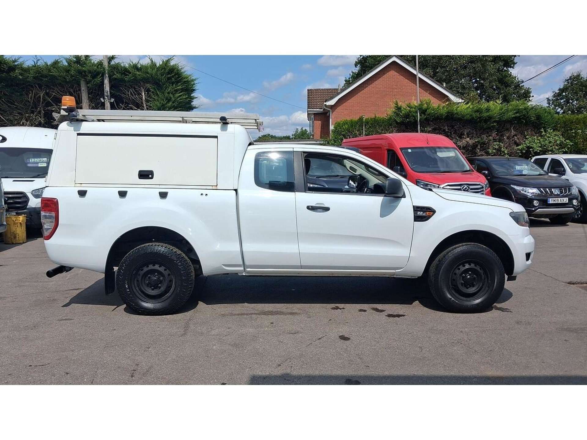 Ford Ranger 2.2 TDCi XL Pickup Double Cab 4dr Diesel Manual 4WD Euro 6 (s/s) (Eco Axle) (160 ps) 2.2 4dr Pickup Manual Diesel thumbnail 6