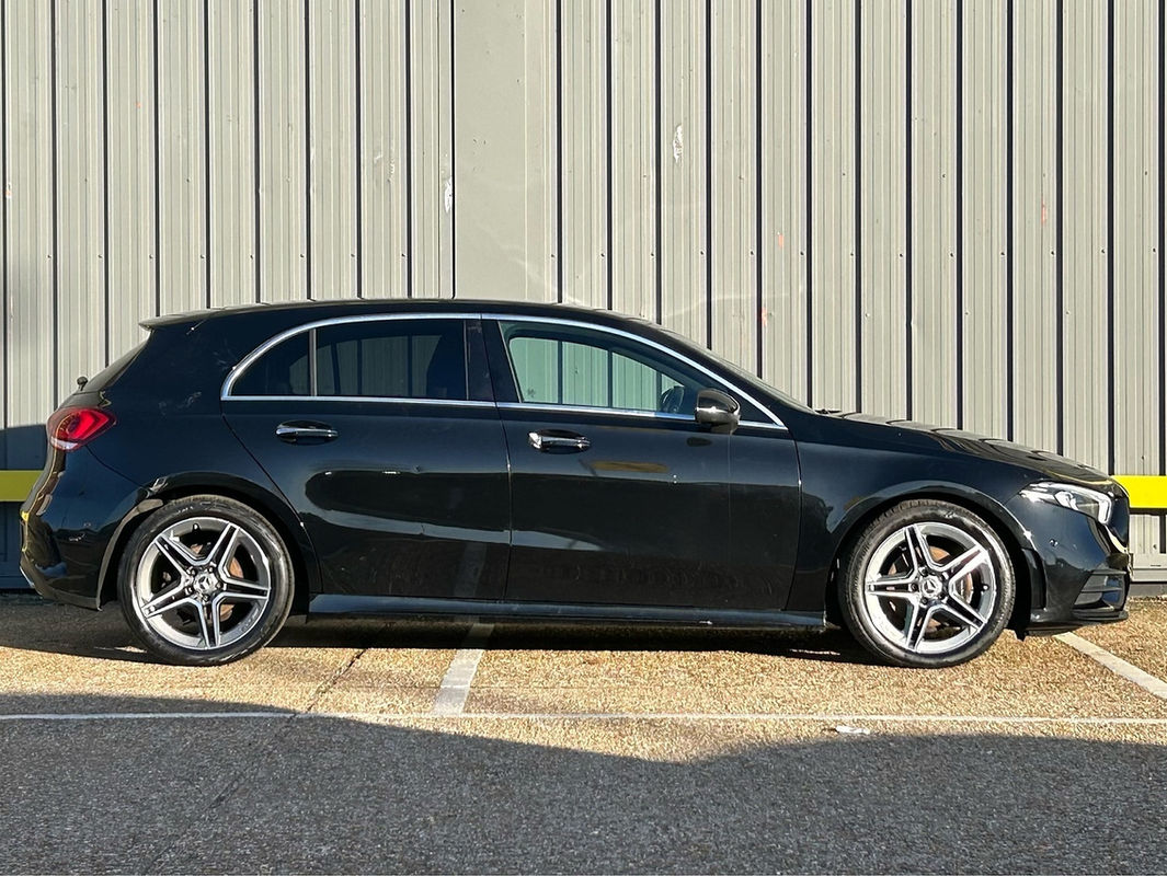 Mercedes A Class A180d AMG Line thumbnail 8