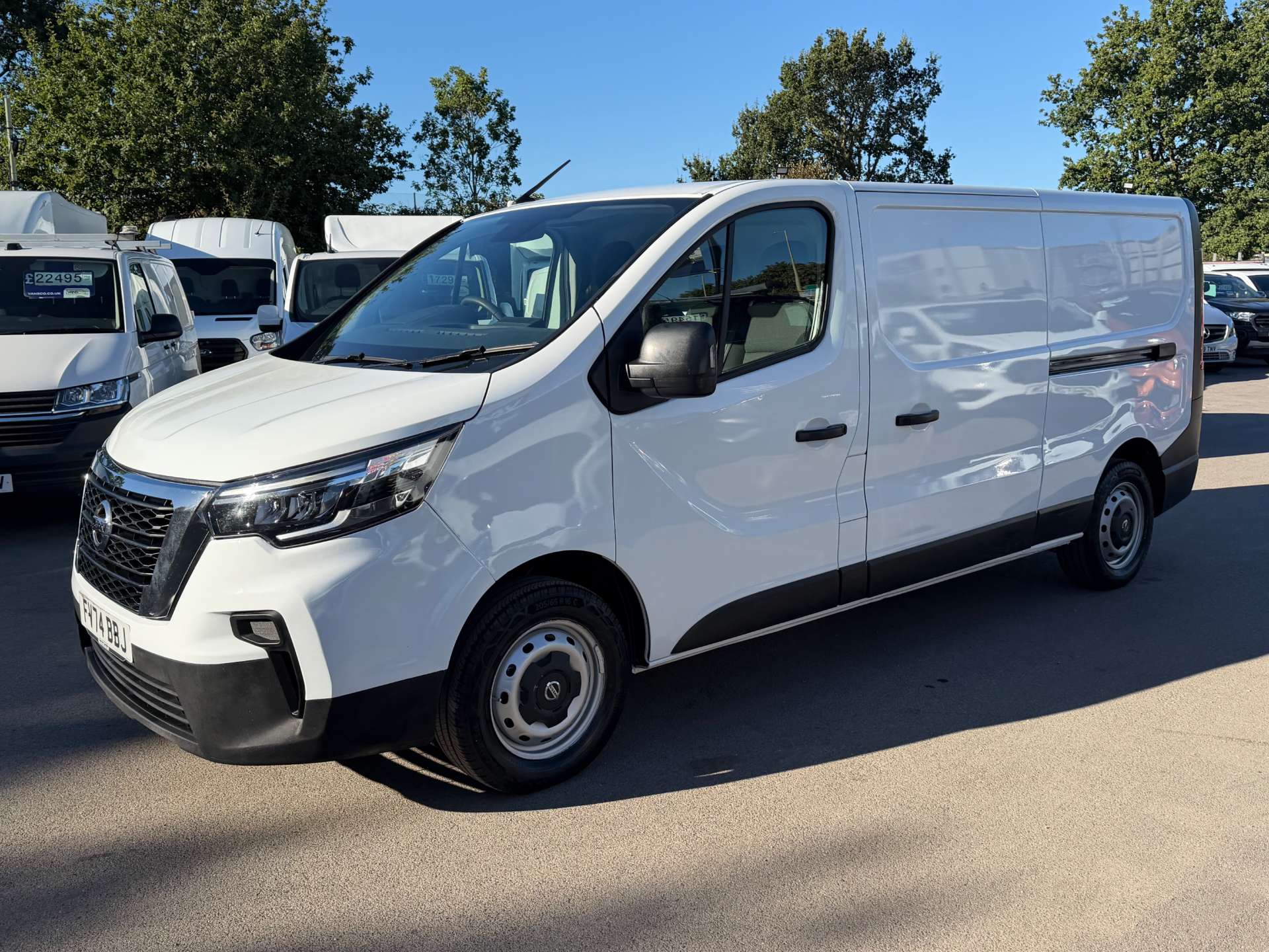 Nissan Primastar 2.0 dCi 30 Visia Panel Van 5dr Diesel Manual L2 H1 Euro 6 (s/s) (110 ps) - Thumbnail 4