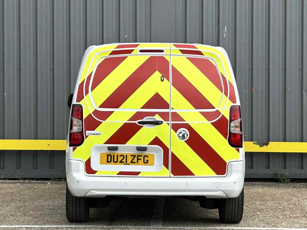 Vauxhall Combo Sportive L1 thumbnail 7