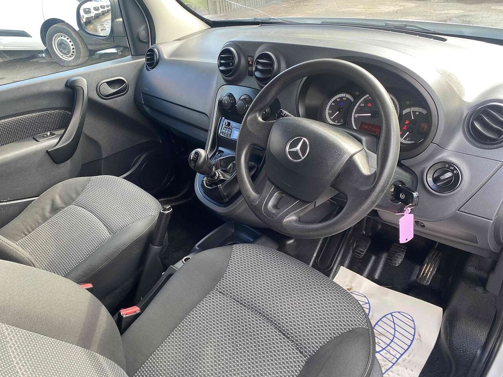 Mercedes-Benz Citan 1.5 109 CDI PRO Tourer 5dr Diesel Manual L2 Euro 6 (s/s) (5 Seat) (94 ps) - Thumbnail 9