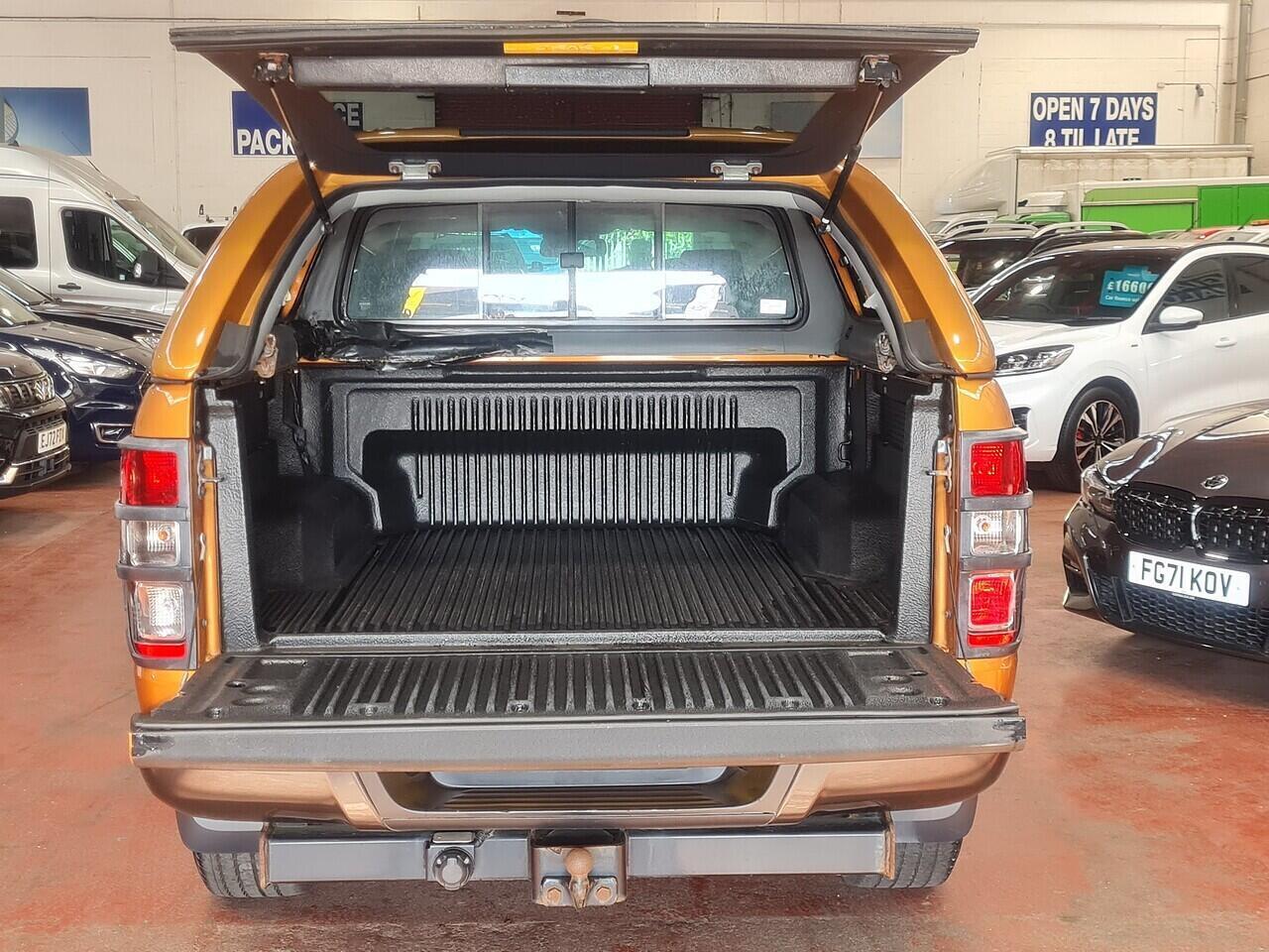 Ford Ranger Wildtrak AUTO - Thumbnail 9