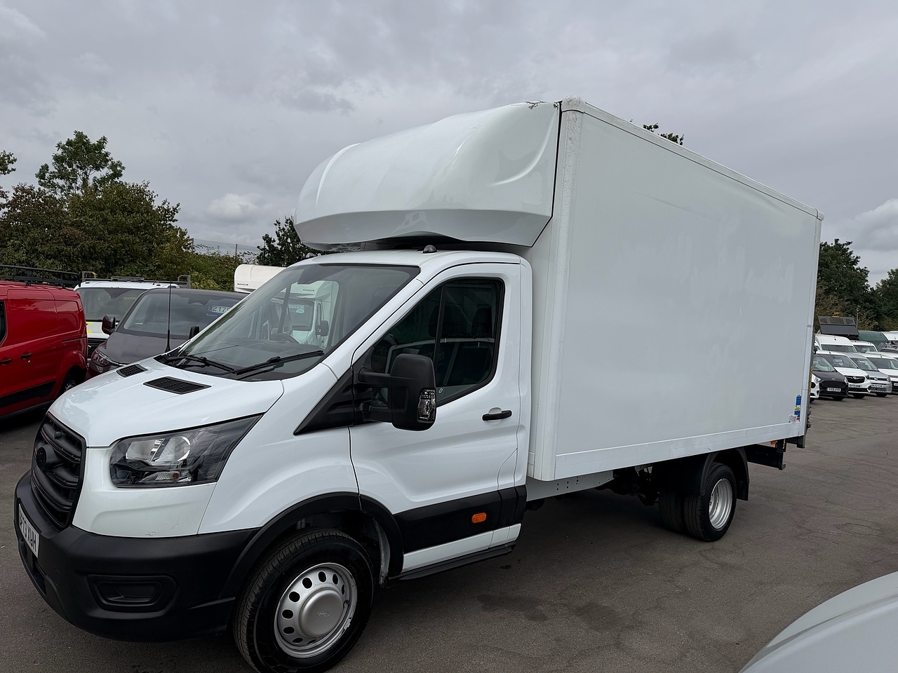 Ford Transit 2.0 350 L4 Luton - Thumbnail 4