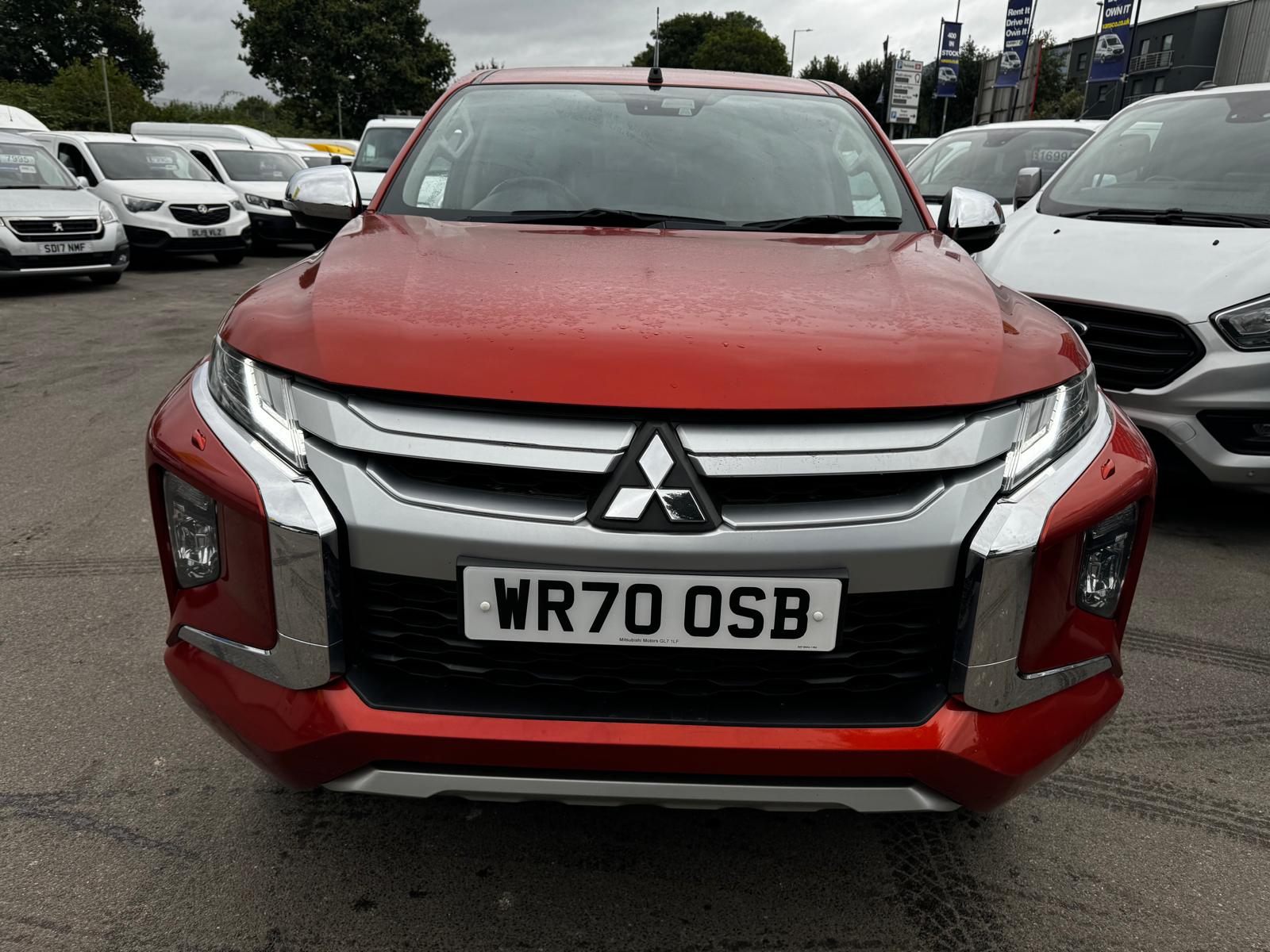 Mitsubishi L200 DC Barbarian - Thumbnail 2
