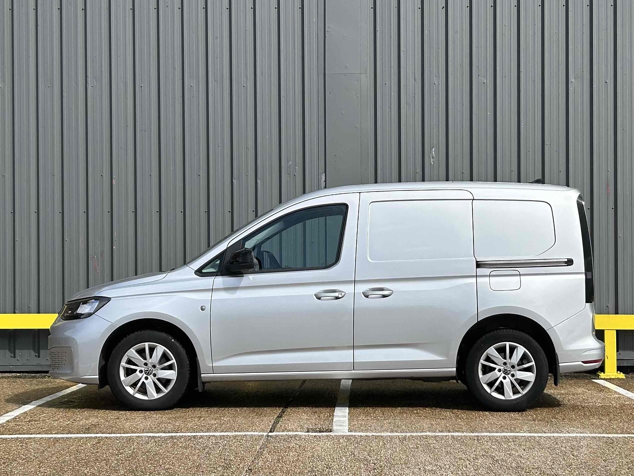 VW Caddy 2.0 TDI C20 Commerce Pro - Thumbnail 4