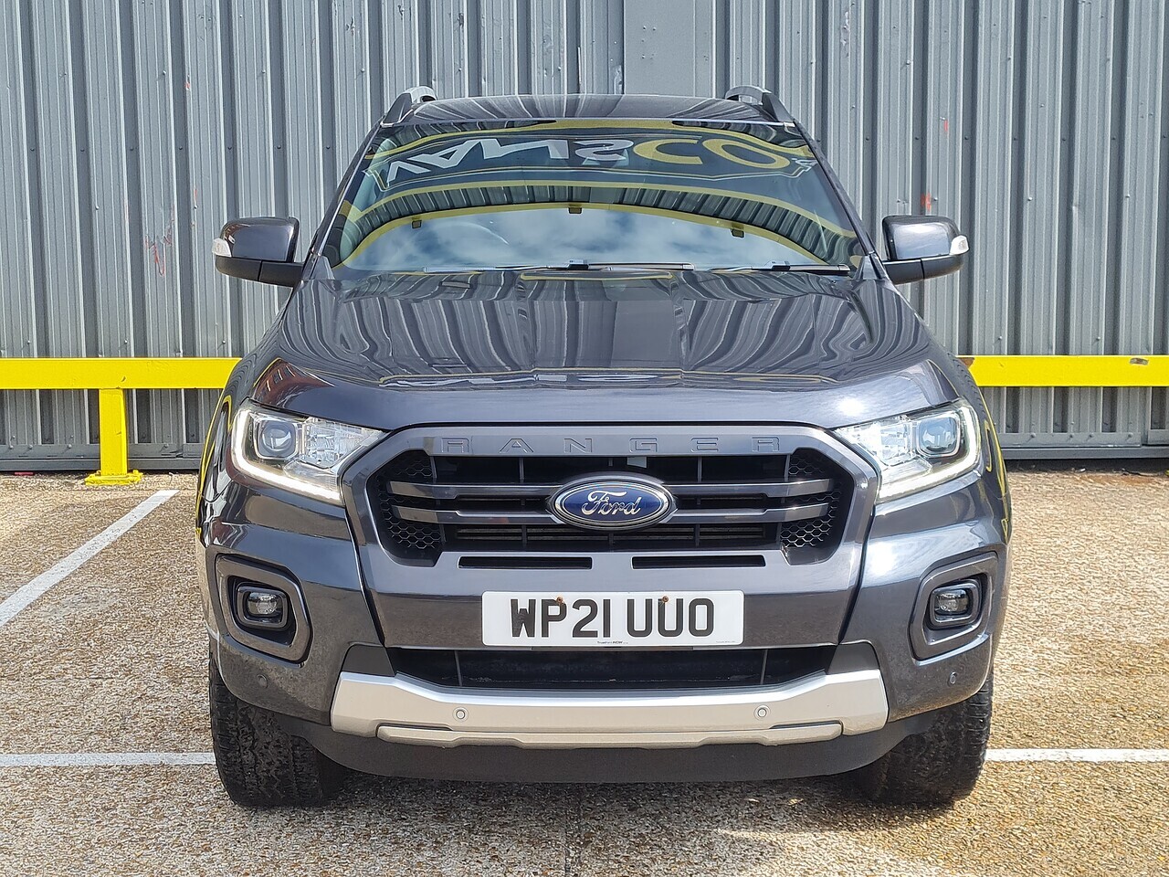 Ford Ranger Wildtrak AUTO - Thumbnail 3
