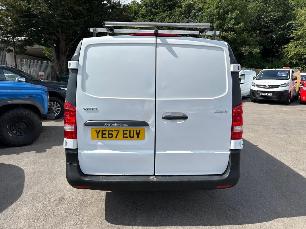 Mercedes-Benz Vito 111 CDI thumbnail 8