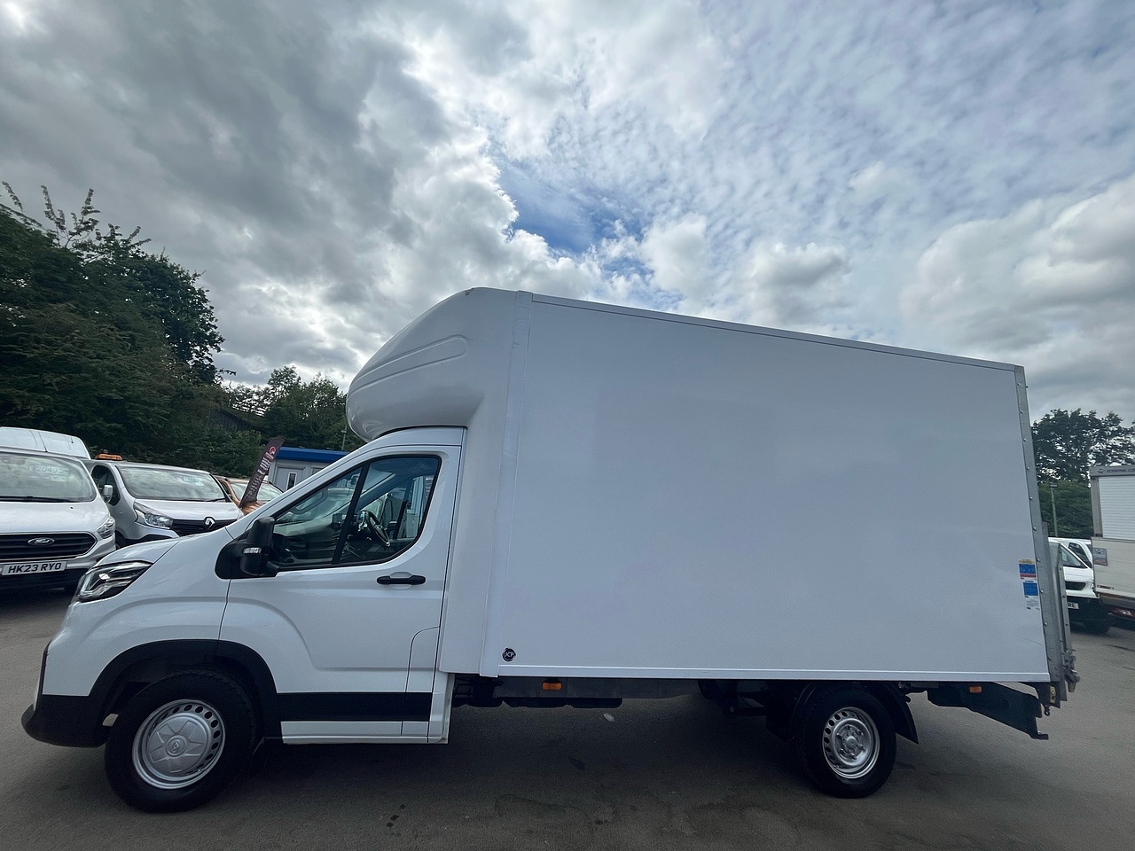 MAXUS Deliver 9 D20 Luton - Thumbnail 3