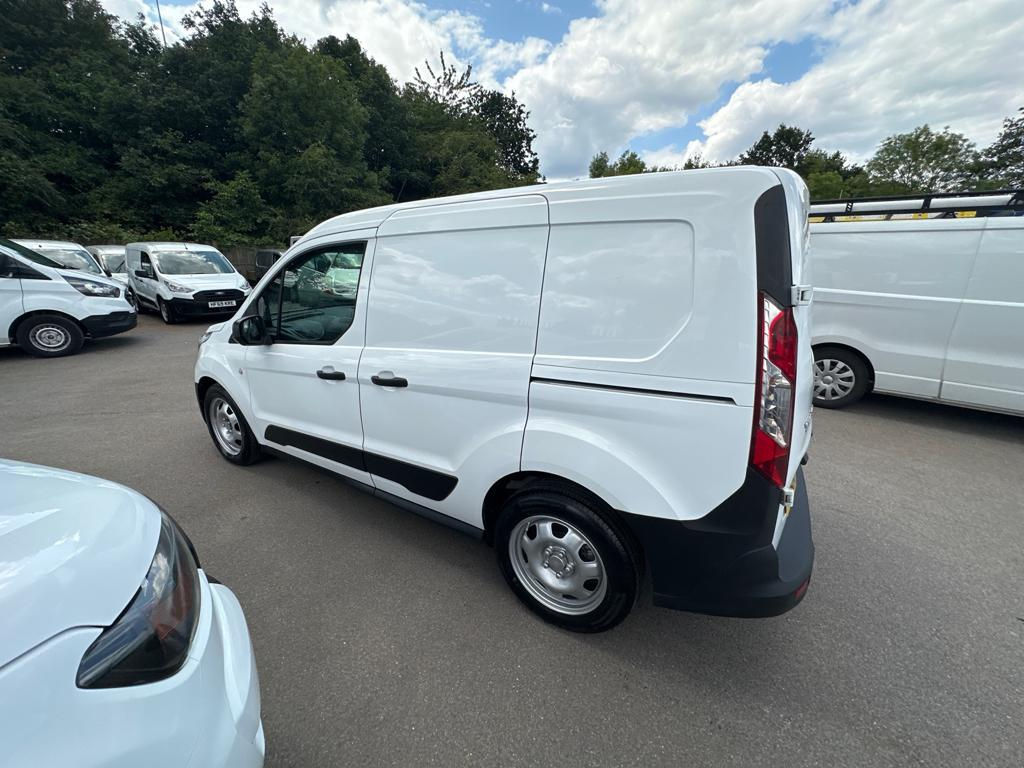 Ford Connect 220 5 SEAT CREW VAN thumbnail 6