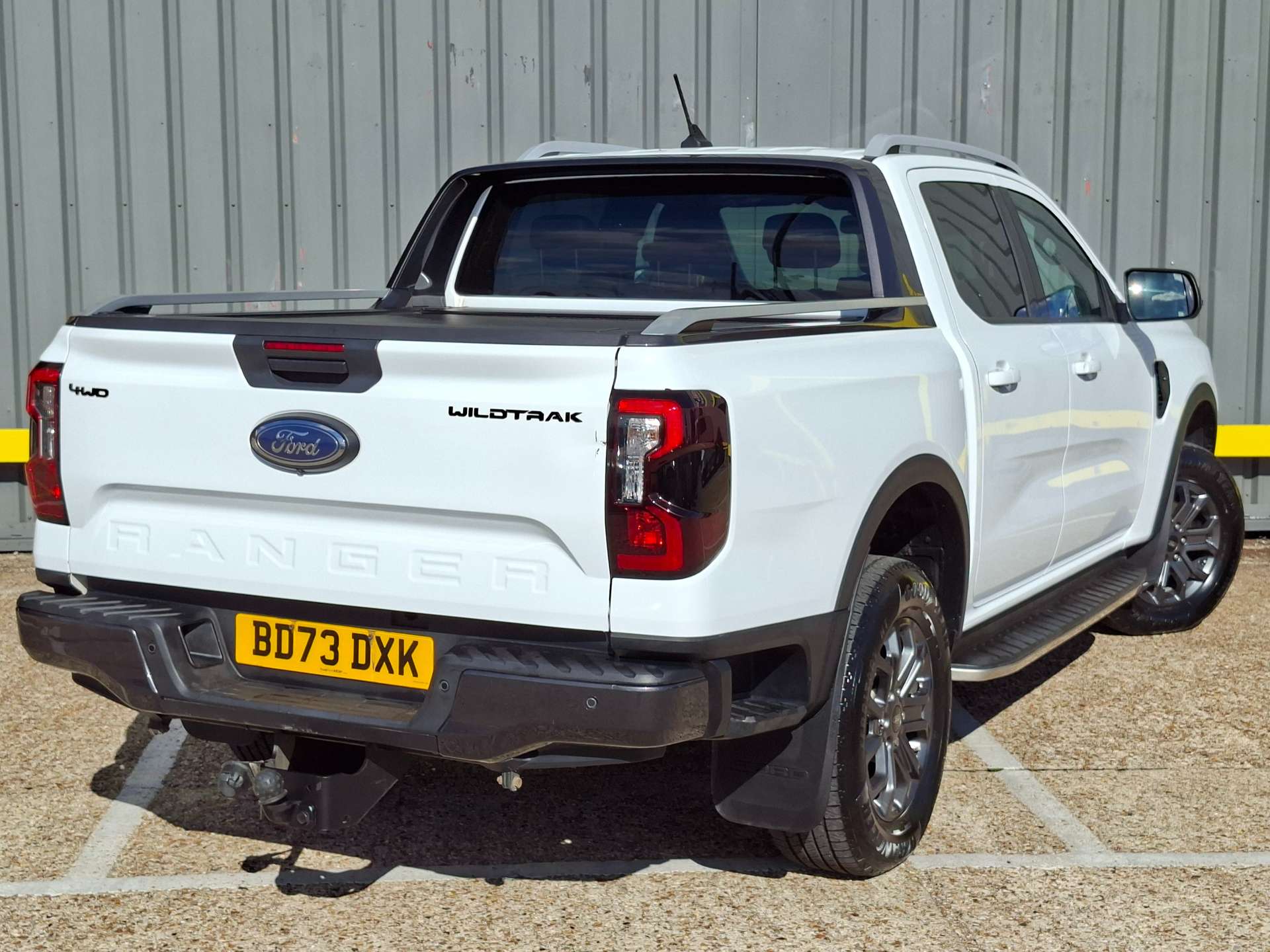 Ford Ranger 2.0 TD EcoBlue Wildtrak Pickup Double Cab 4dr Diesel Auto 4WD Euro 6 (s/s) (205 ps) thumbnail 5