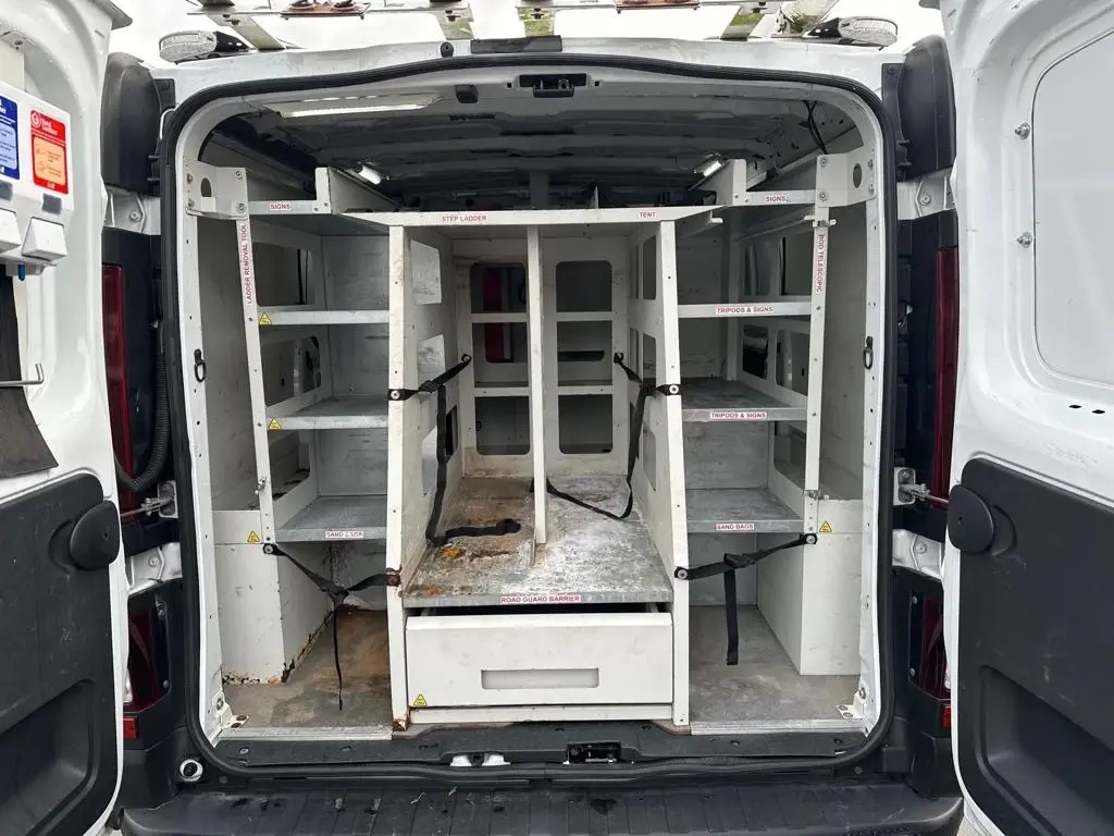 Vauxhall Vivaro CDTi ecoFLEX thumbnail 7