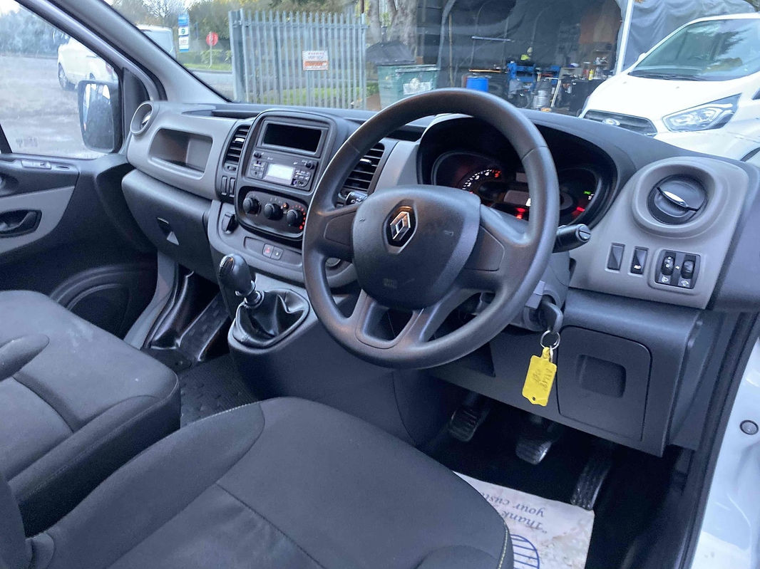 Renault Trafic Business - NO VAT thumbnail 8