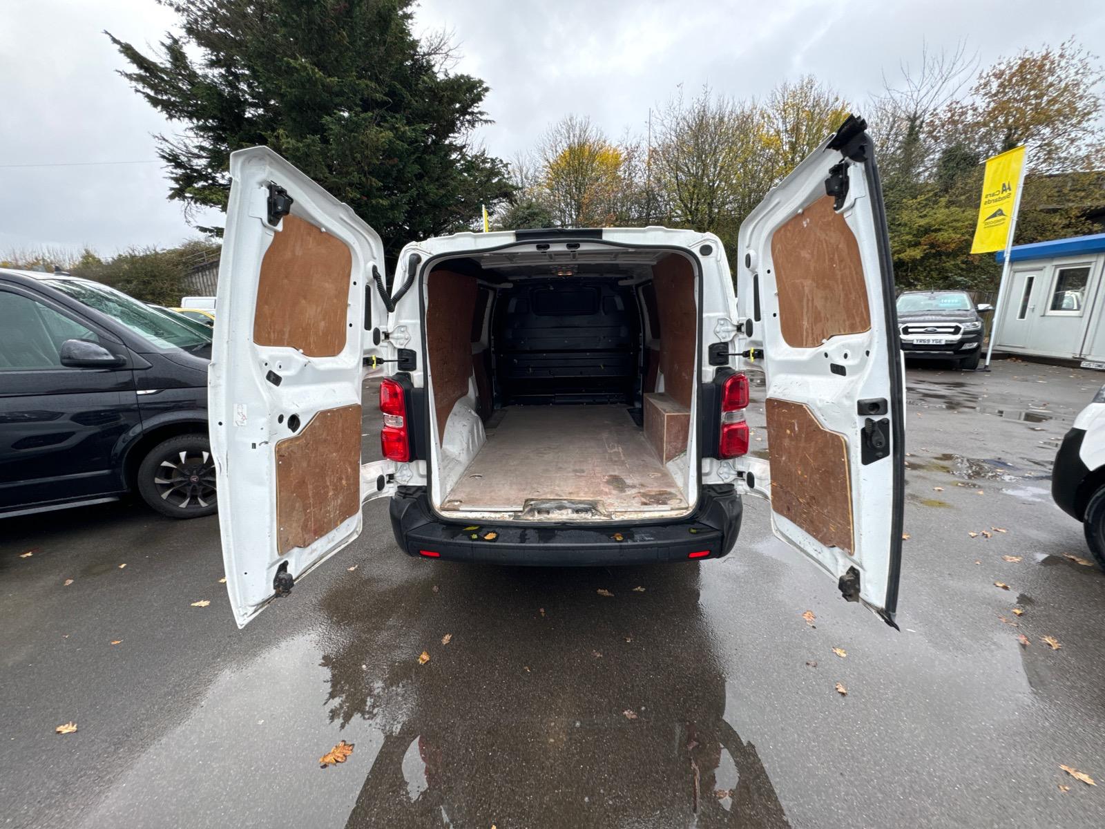 Citroen Dispatch Enterprise XL - Thumbnail 6