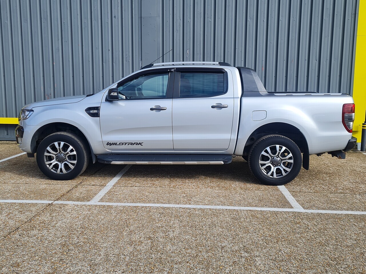 Ford Ranger EcoBlue Wildtrak AUTO - Thumbnail 4
