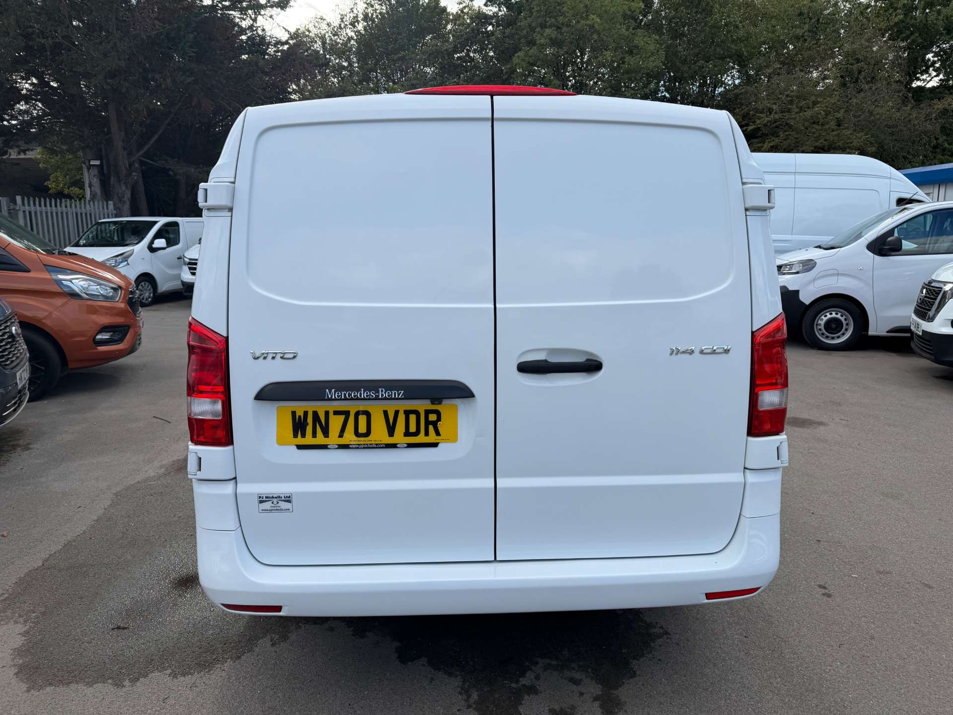 Mercedes-Benz Vito 1.7 114 CDI Progressive Panel Van 5dr Diesel Manual FWD L2 Euro 6 (s/s) (LWB) (136 ps) thumbnail 6