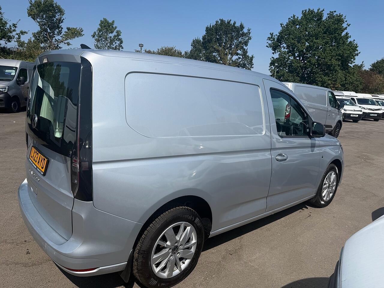 VW Caddy 2.0 TDI C20 Commerce Pro - Thumbnail 9