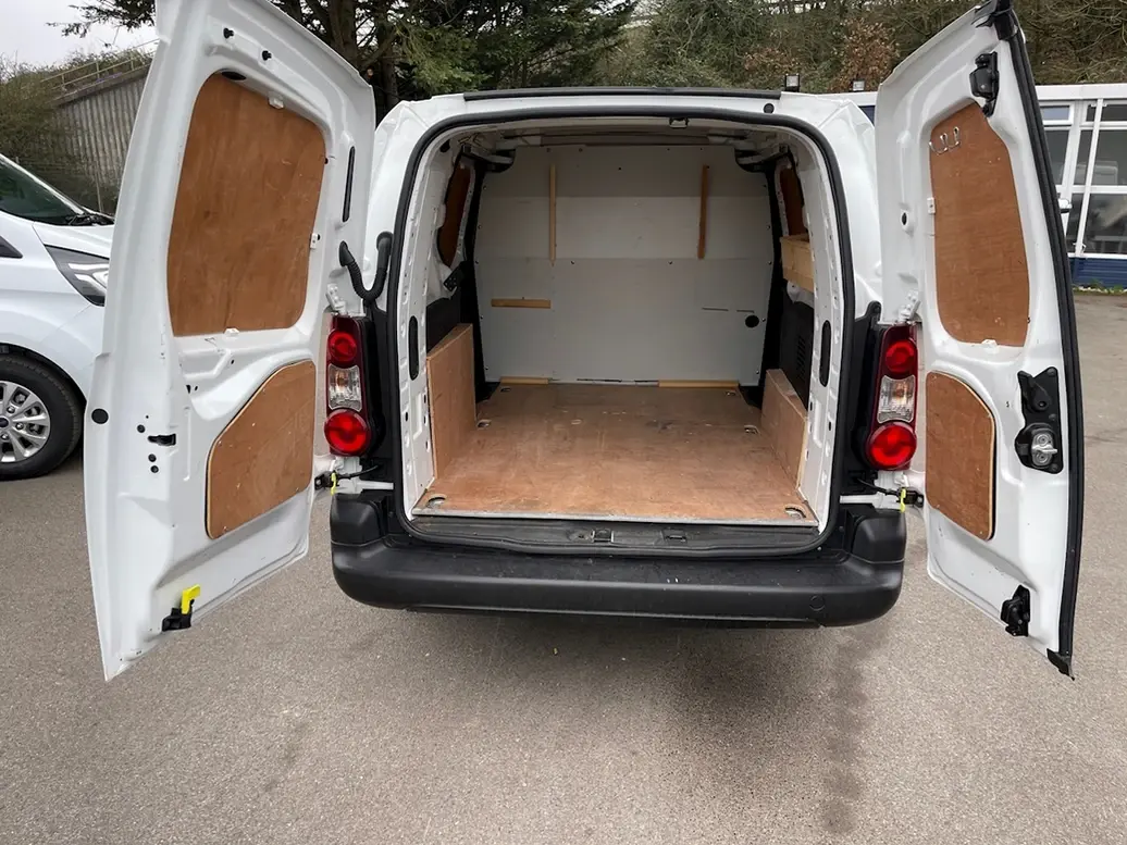 Peugeot Partner 1.6BlueHDi LWB thumbnail 4