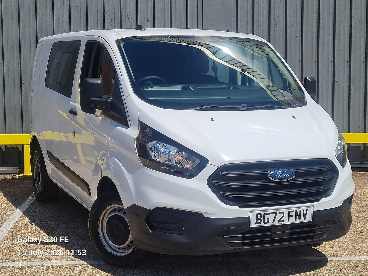 Ford Custom 280 Crew Van - Thumbnail 3