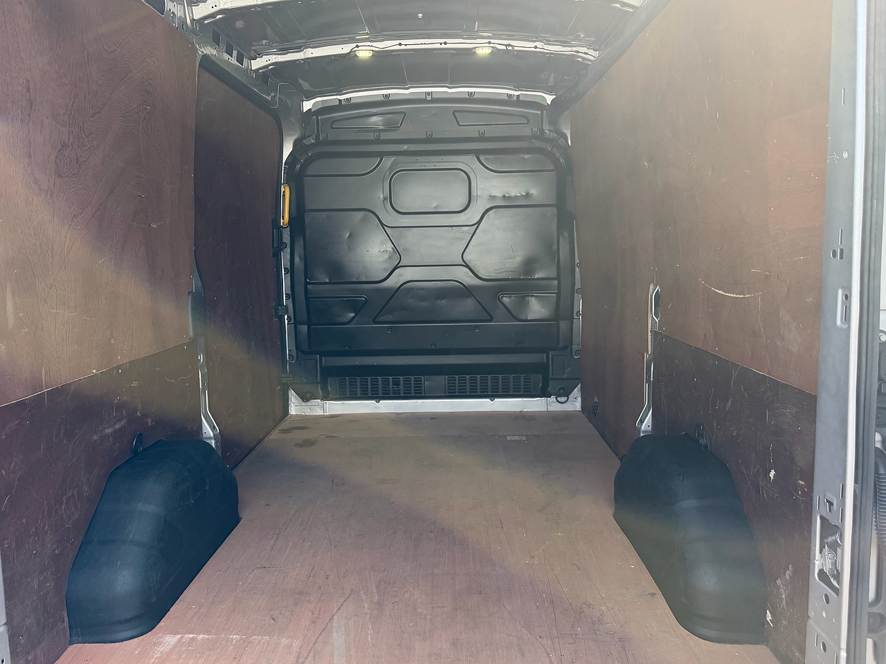 Ford Transit 350 MHEV Limited L2 - Thumbnail 9
