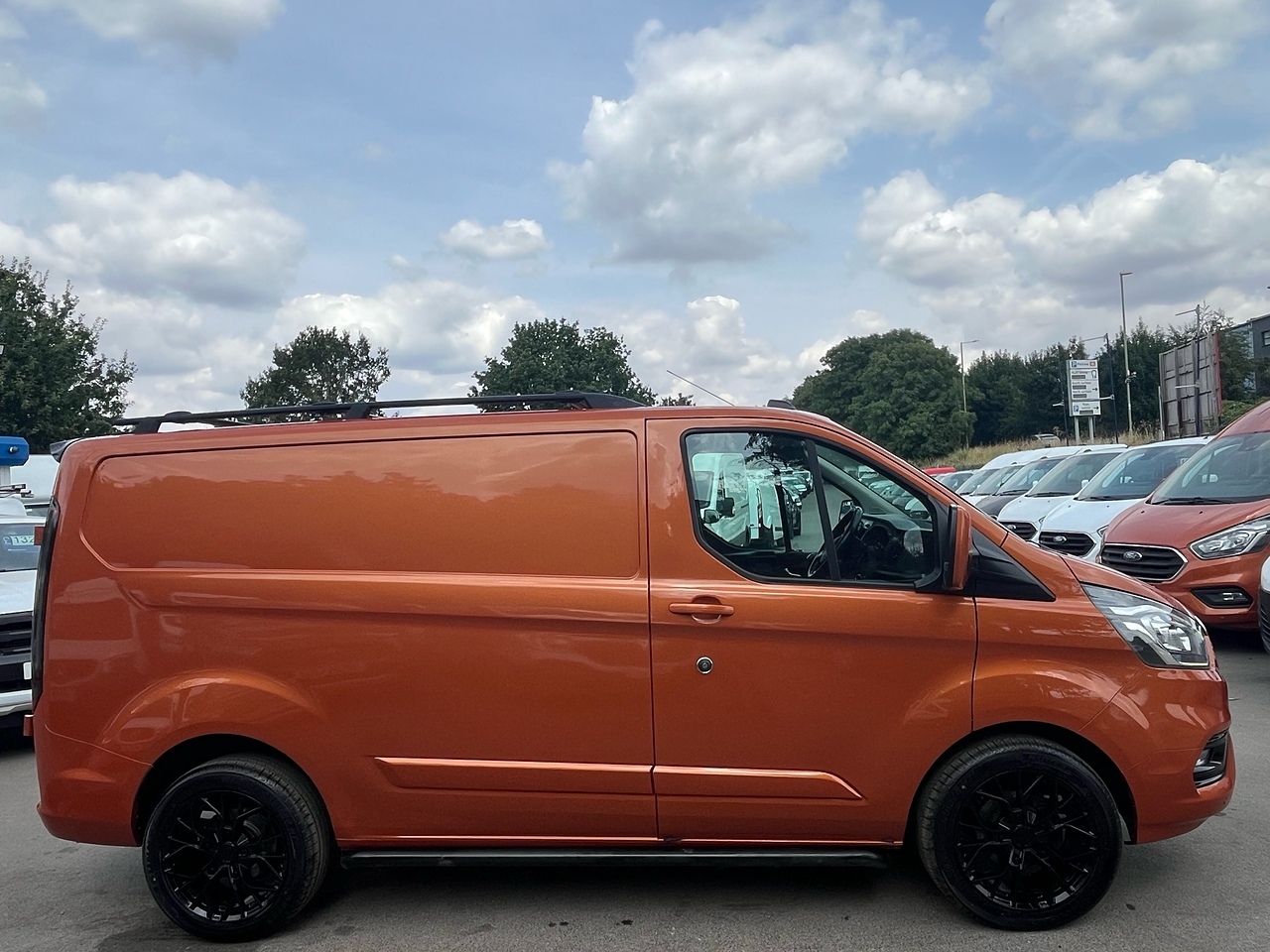 Ford Custom 300 EcoBlue Trend L1 - Thumbnail 3