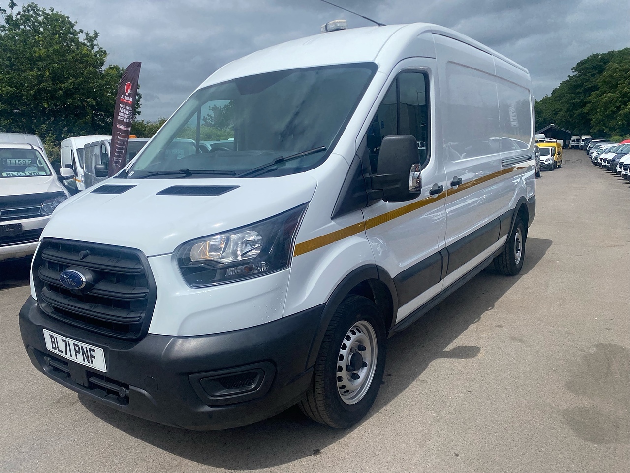 Ford Transit 350 Leader L3/H2 - Image 1