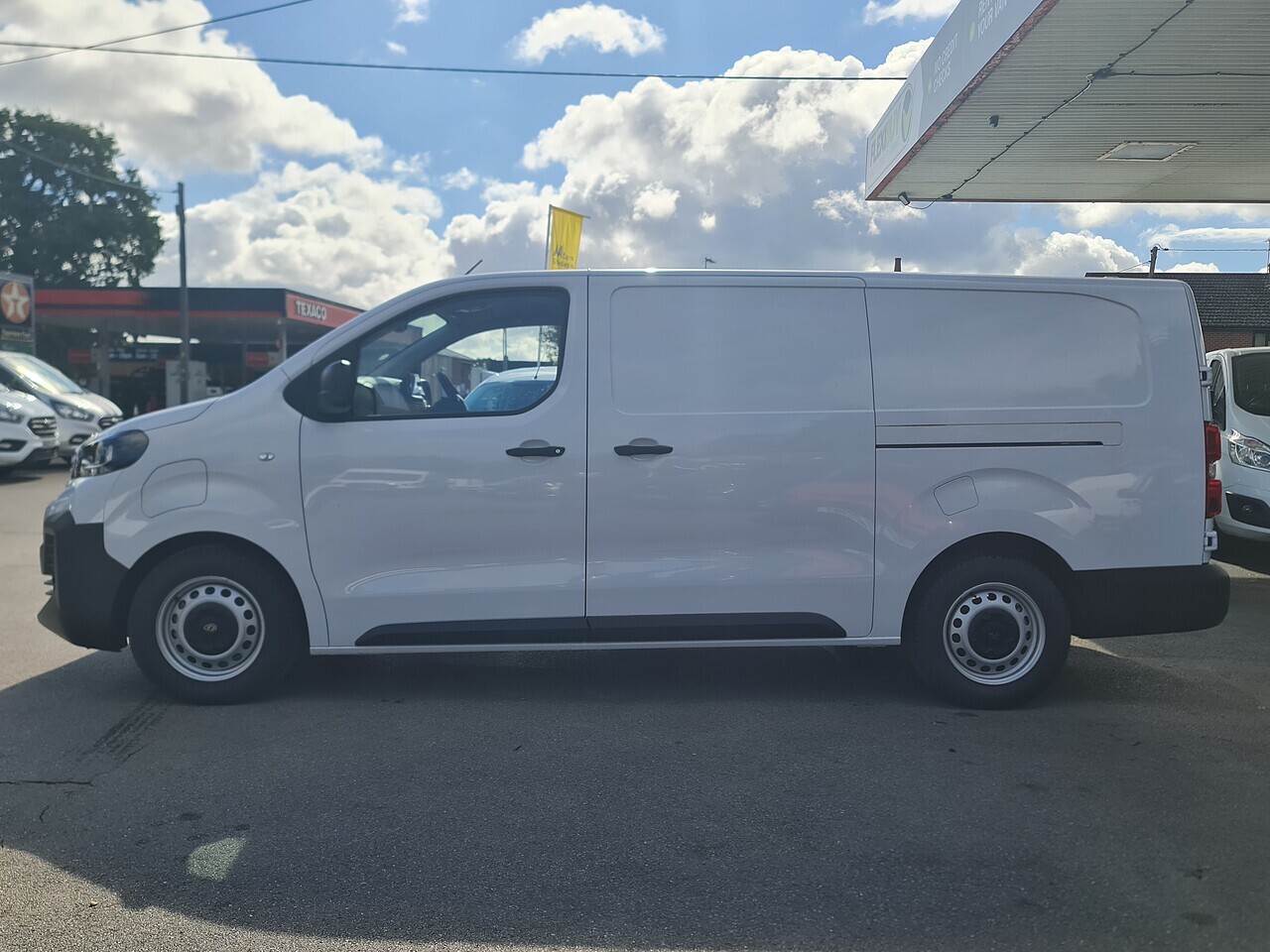 Peugeot e-Expert PRO LWB - Thumbnail 5