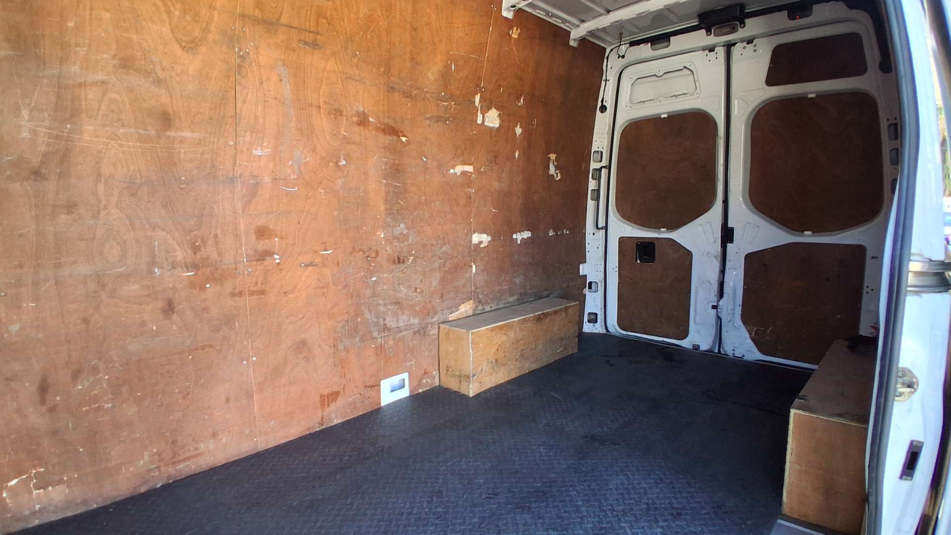 Mercedes-Benz Sprinter 2.0 315 CDI Progressive Panel Van 5dr Diesel Manual RWD L2 H2 Euro 6 (s/s) (150 ps) - Thumbnail 10