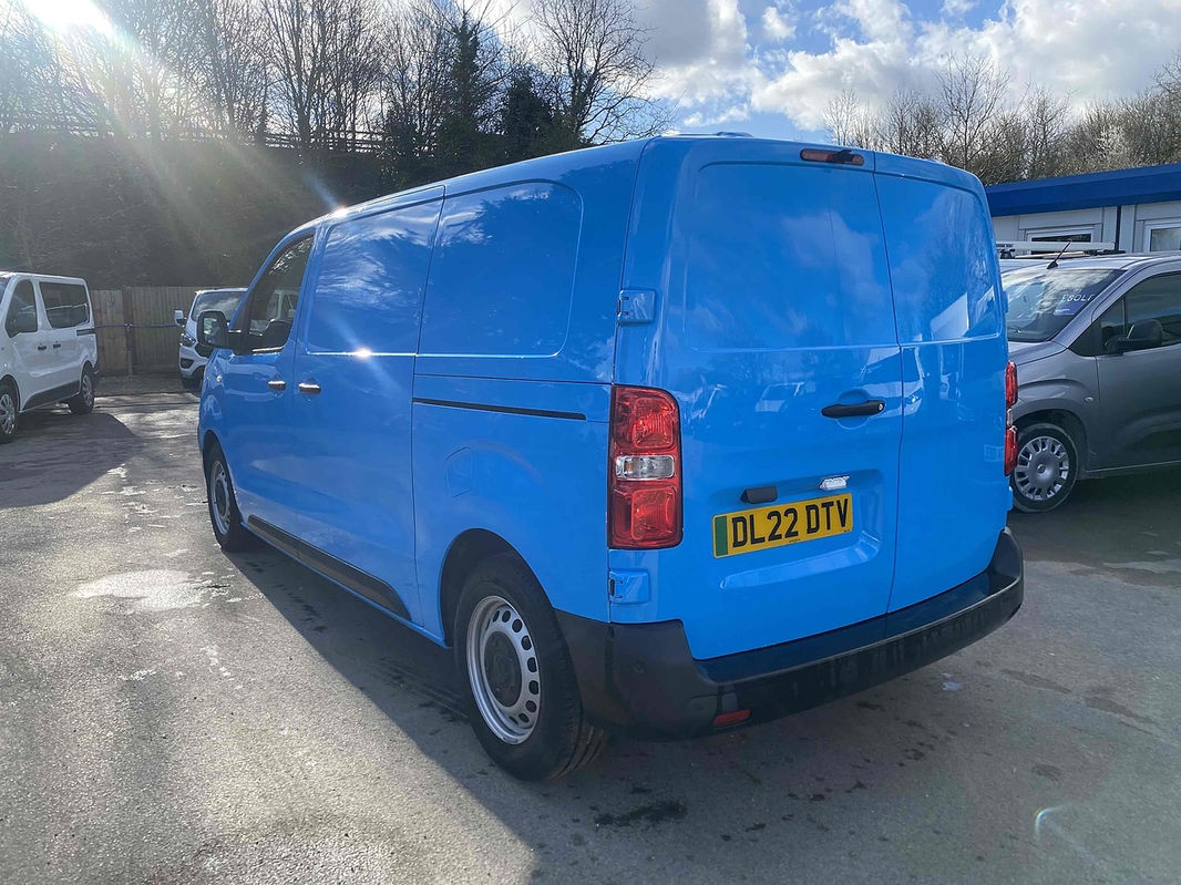 Vauxhall Vivaro Electric Dynamic thumbnail 6