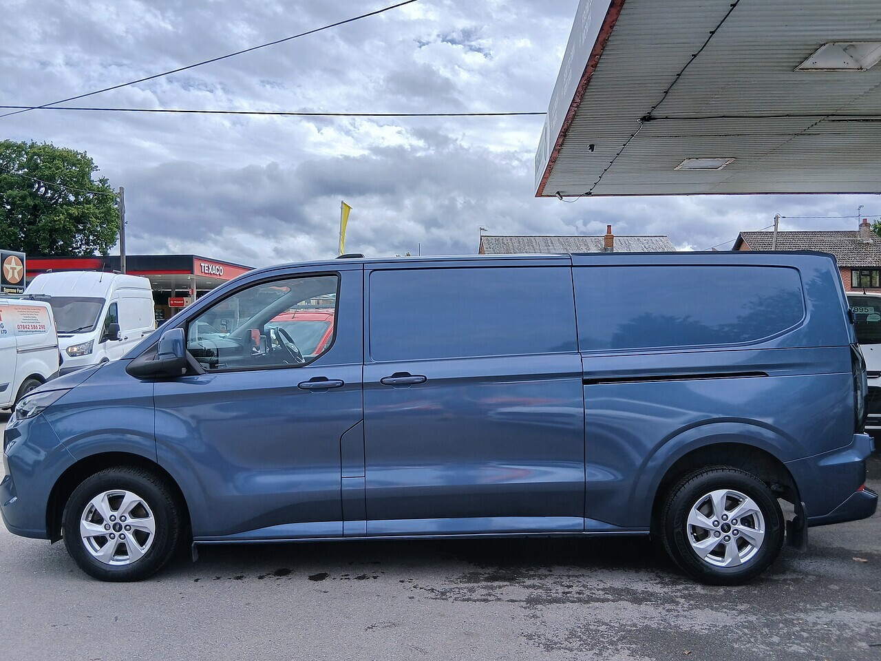Ford Custom 2.0 300 Limited L2 - Thumbnail 6