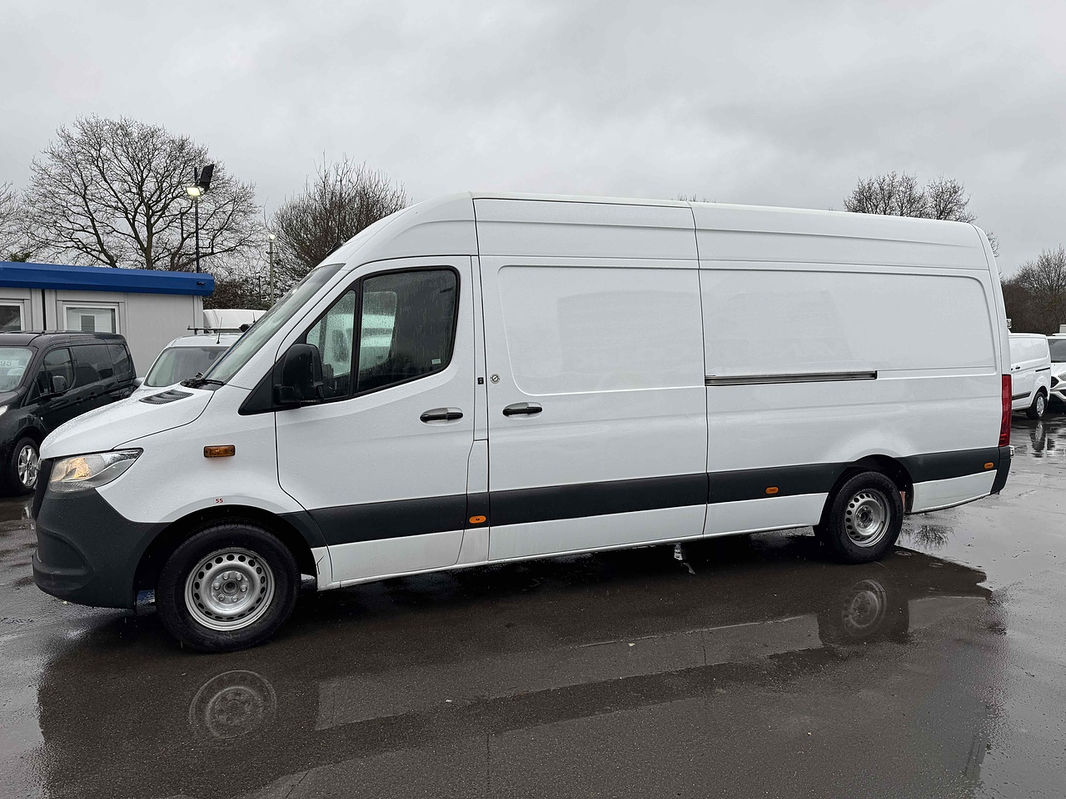 Mercedes Sprinter 311 CDI LWB thumbnail 3