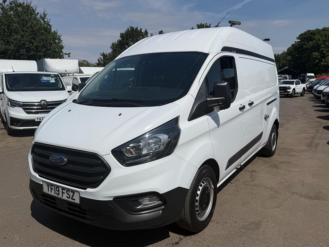 Ford Custom 320 L2H2 - Thumbnail 2