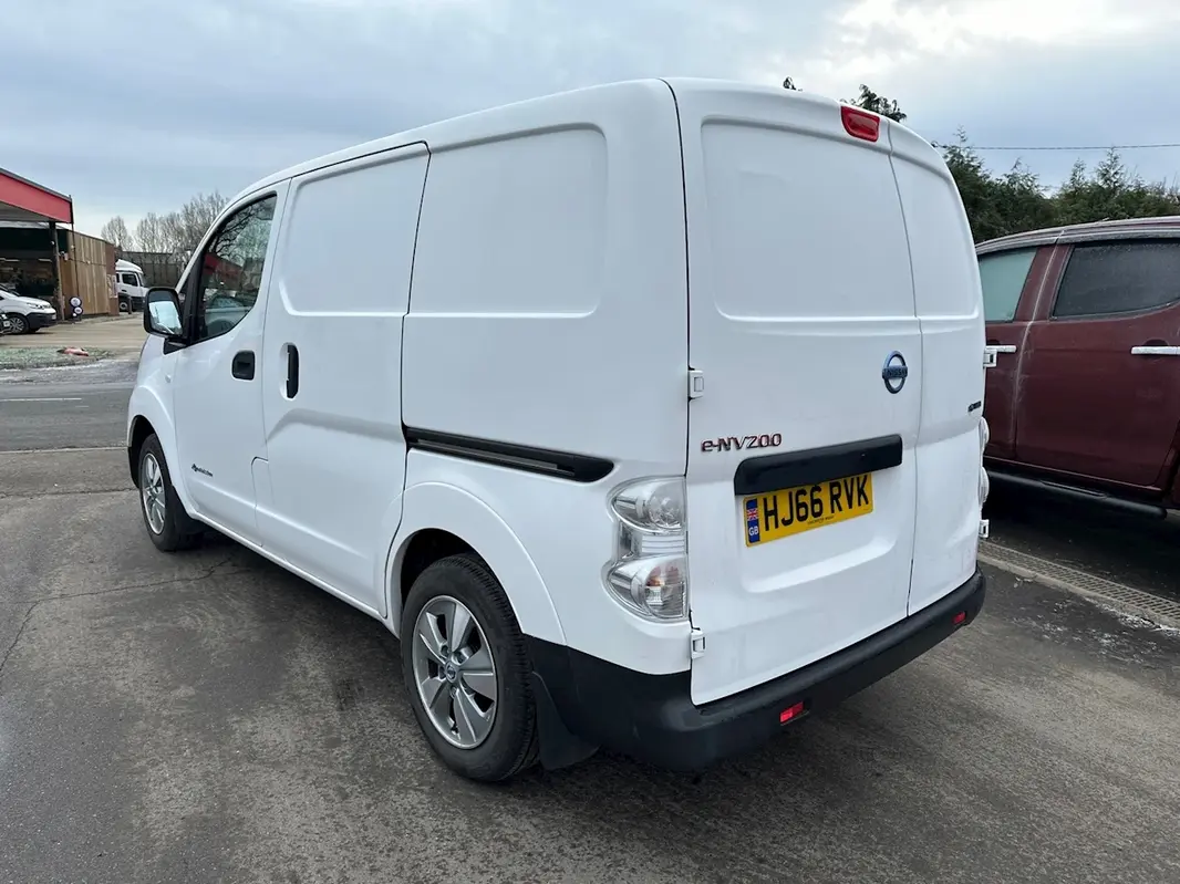 Nissan e-NV200 Acenta ELEC AUTO thumbnail 3