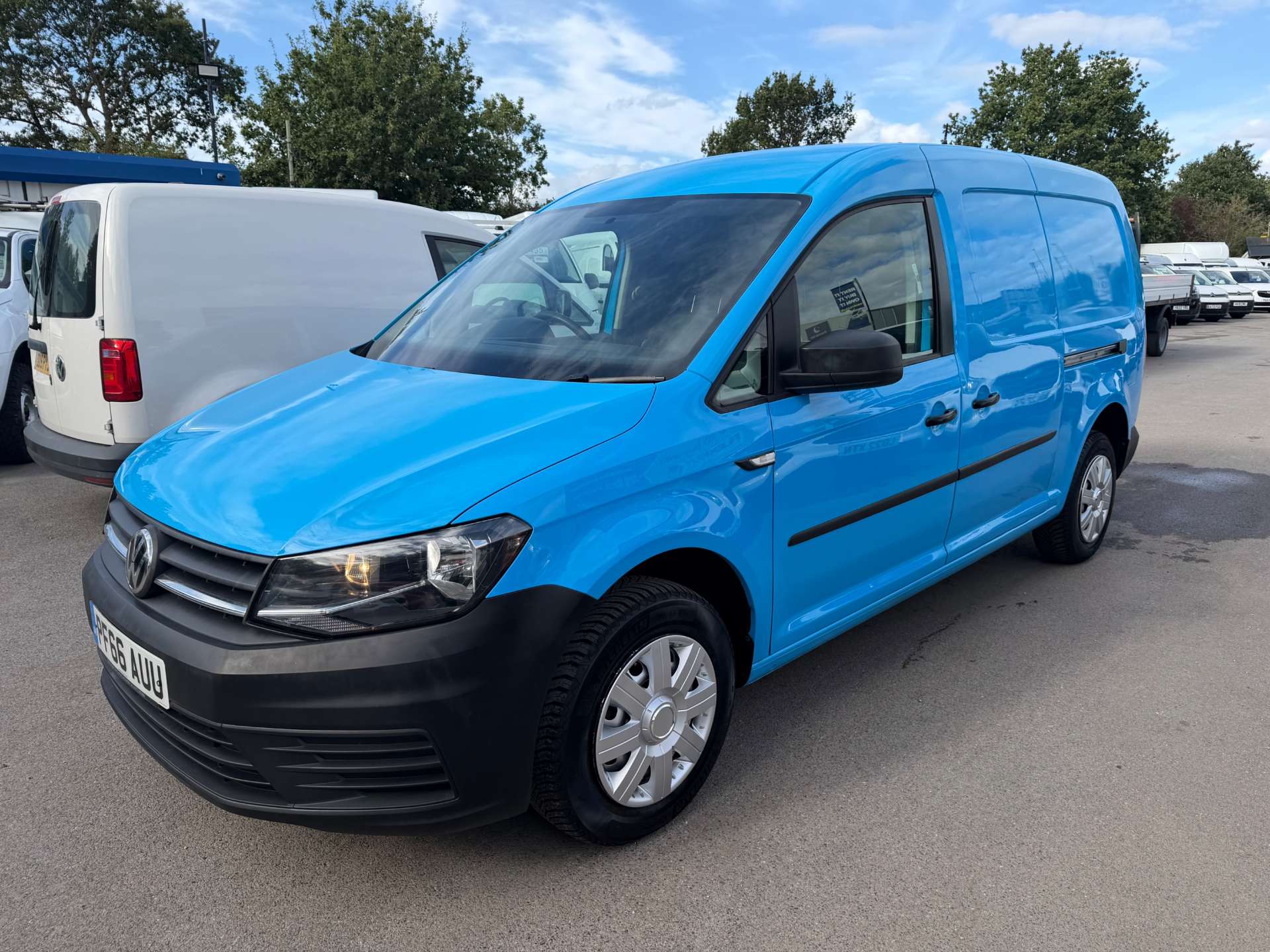 VAN FINANCE HF66NWB.jpg