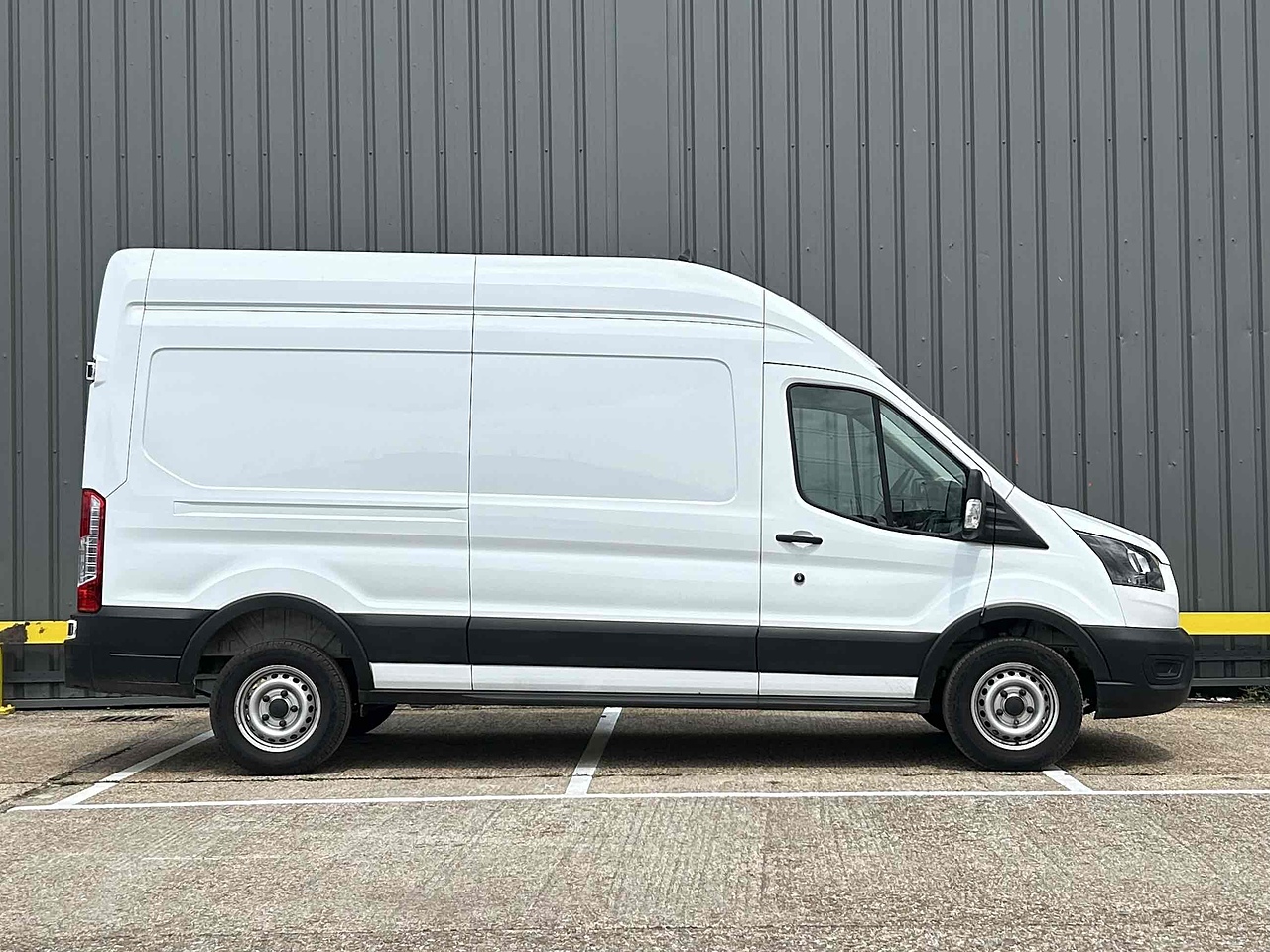 Ford Transit 350 EcoBlue L3/H3 - Thumbnail 4