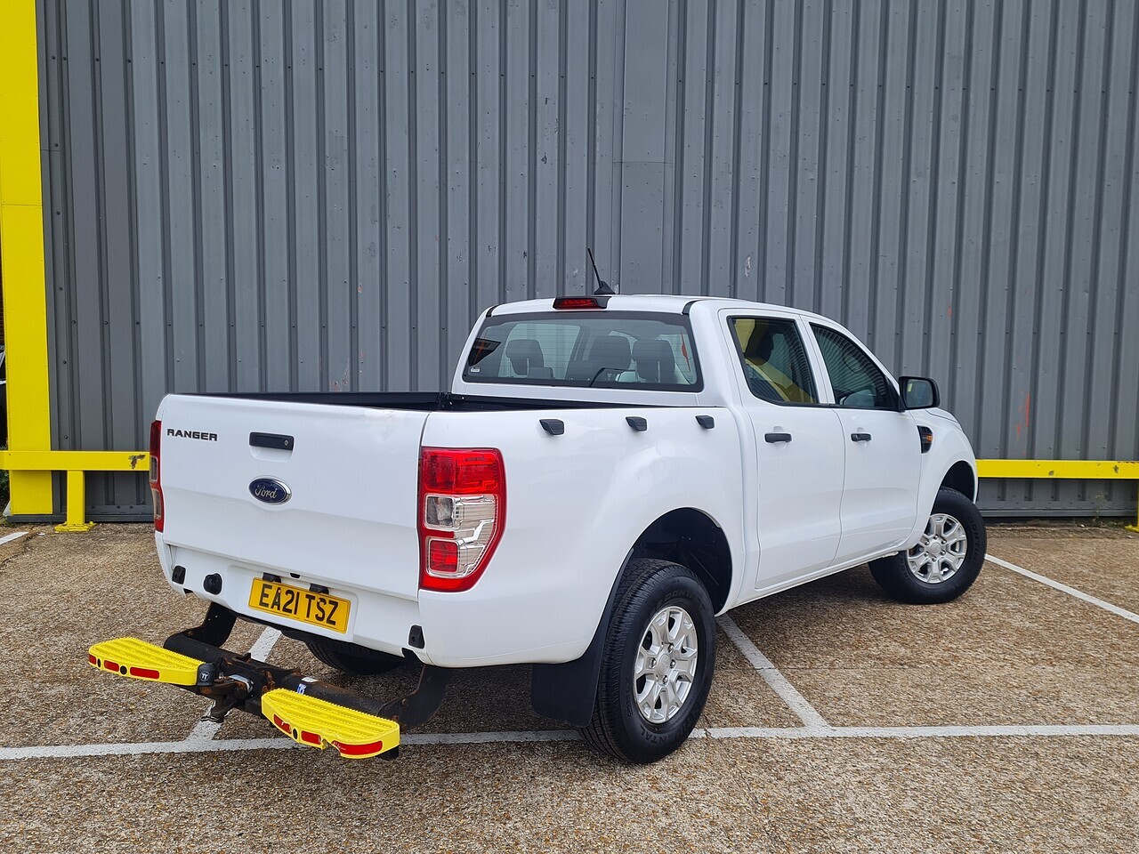 Ford Ranger 2.0 XL Pickup - Thumbnail 7