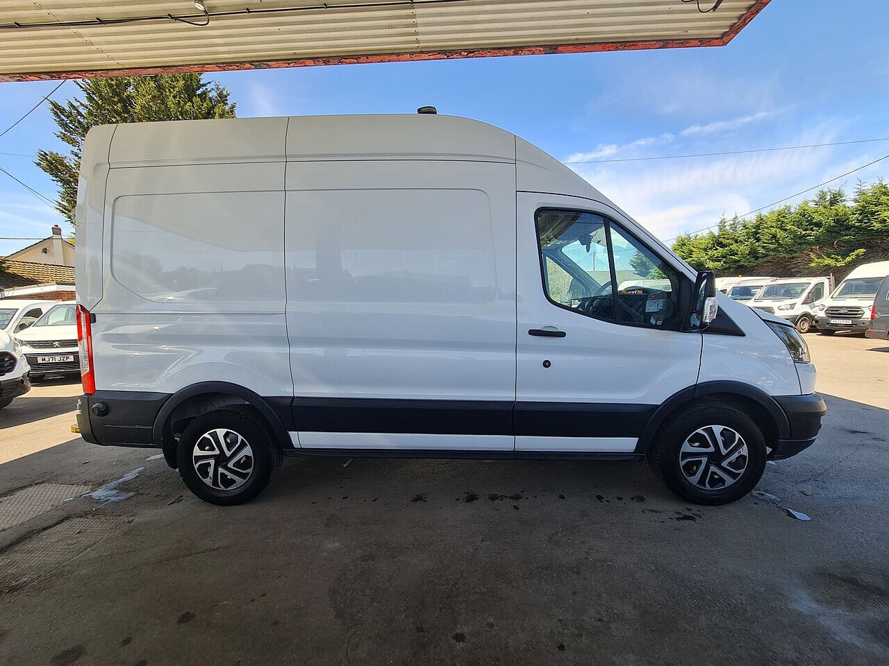 Ford Transit 350 EcoBlue L2 H3 - Thumbnail 5