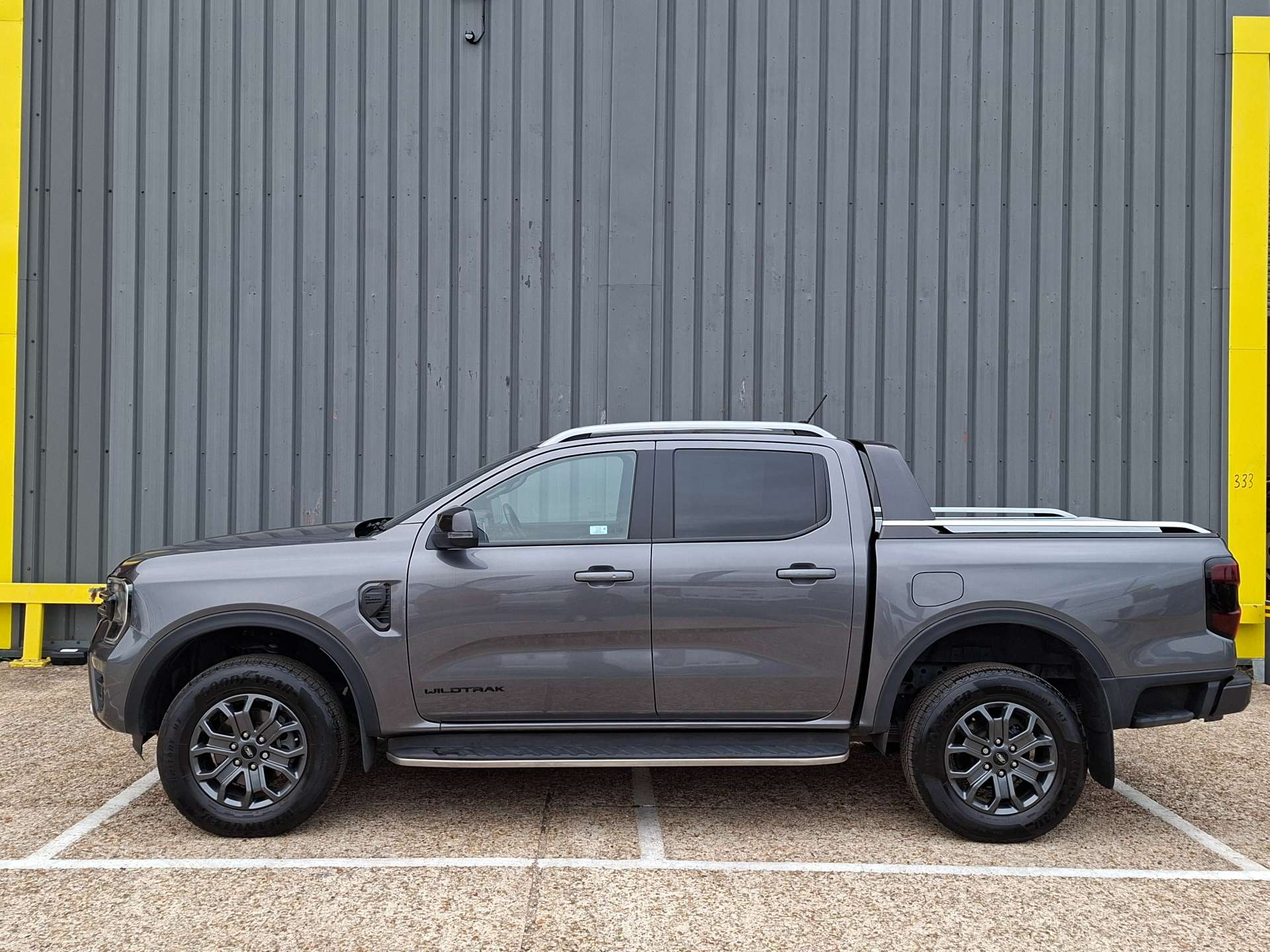 Ford Ranger 2.0 TD EcoBlue Wildtrak Pickup Double Cab 4dr Diesel Auto 4WD Euro 6 (s/s) (205 ps) thumbnail 8