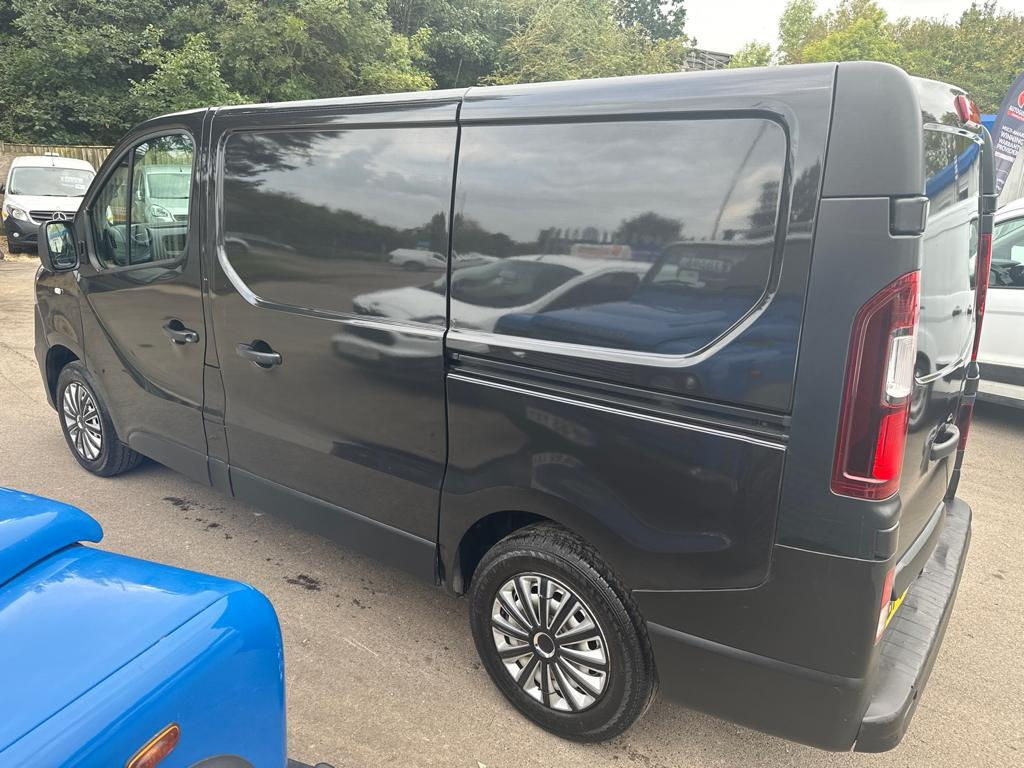 Vauxhall Vivaro CDTi 2700 ecoFLEX thumbnail 7