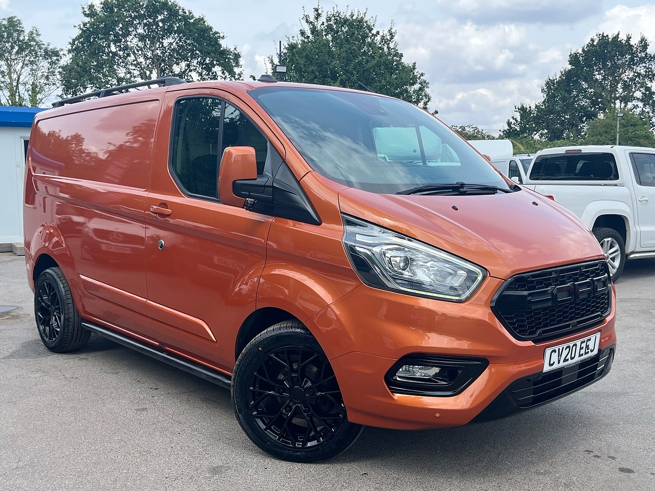 Ford Custom 300 EcoBlue Trend L1 - Image 1