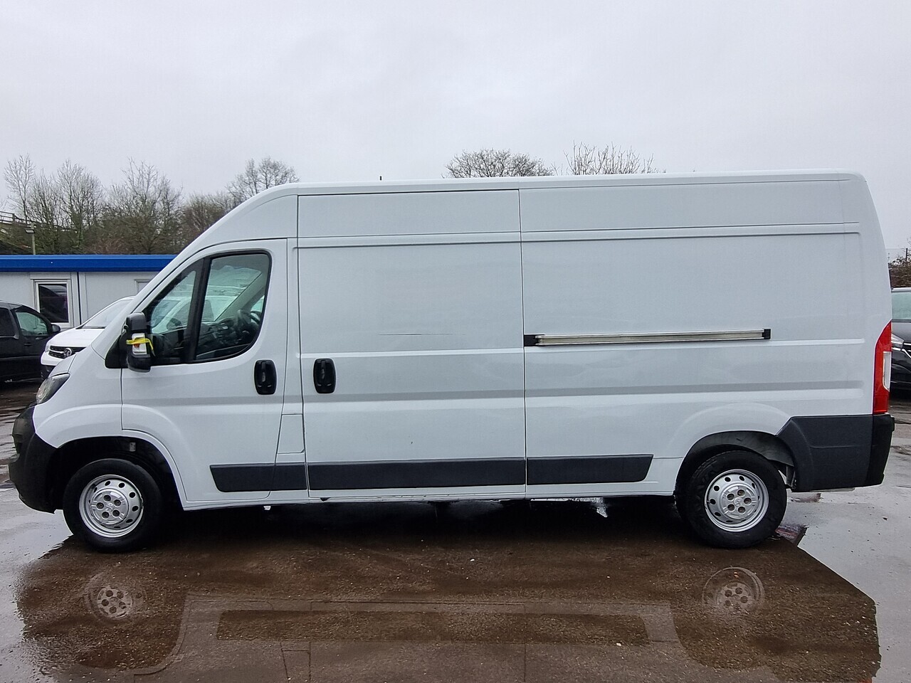 Peugeot Boxer 335 Professional - Thumbnail 5