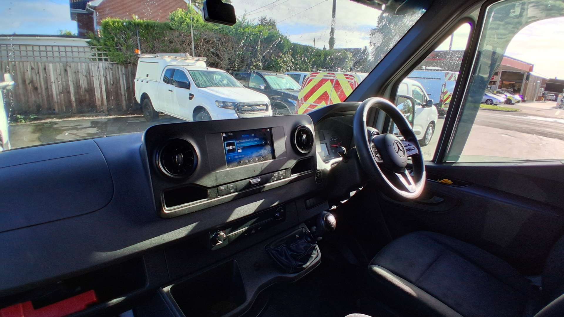 Mercedes-Benz Sprinter 2.0 315 CDI Progressive Panel Van 5dr Diesel Manual RWD L2 H2 Euro 6 (s/s) (150 ps) thumbnail 8