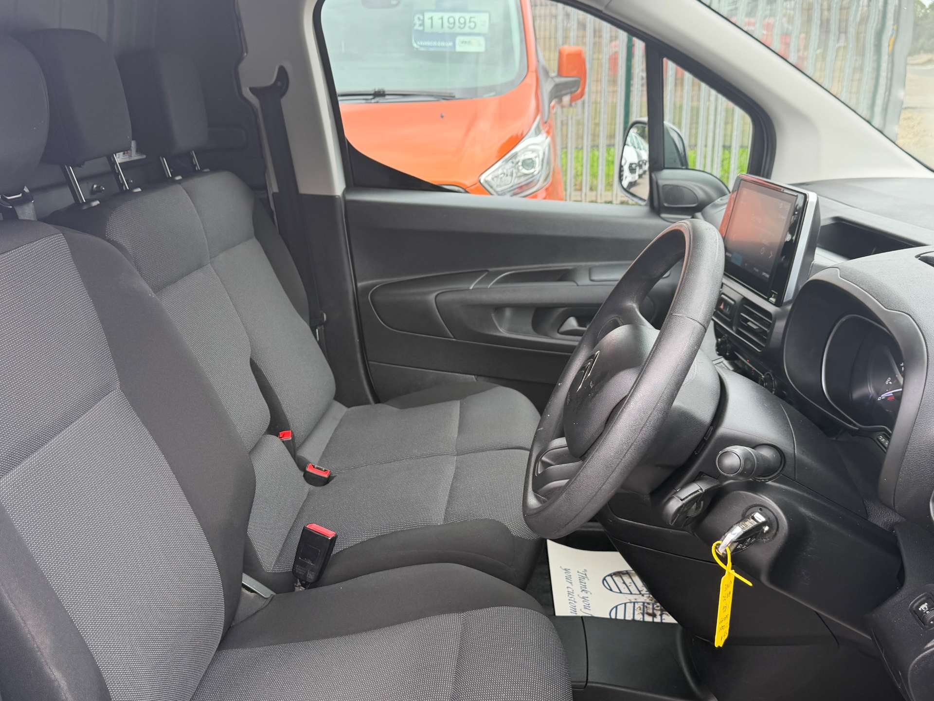 Citroen Berlingo 1.5 BlueHDi 950 Enterprise XL Pro Panel Van 6dr Diesel Manual LWB Euro 6 (s/s) (100 ps) thumbnail 5