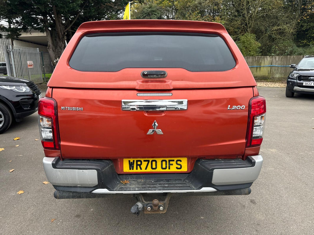 Mitsubishi L200 DI-D Barbarian thumbnail 7