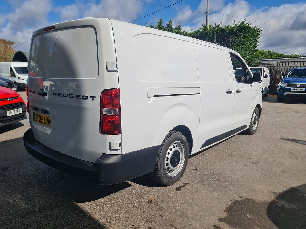 Peugeot e-Expert PRO LWB - Thumbnail 8
