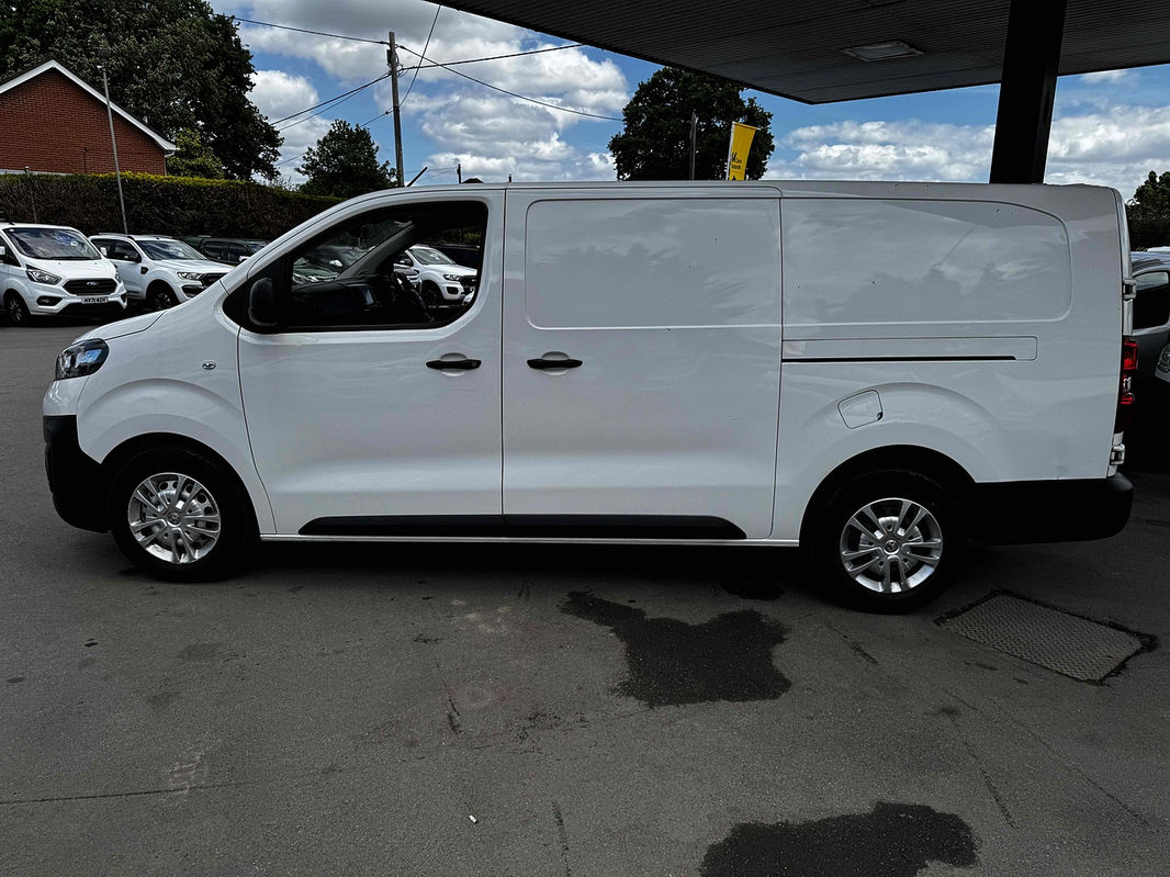 Vauxhall Vivaro Turbo D Dynamic L2 thumbnail 6