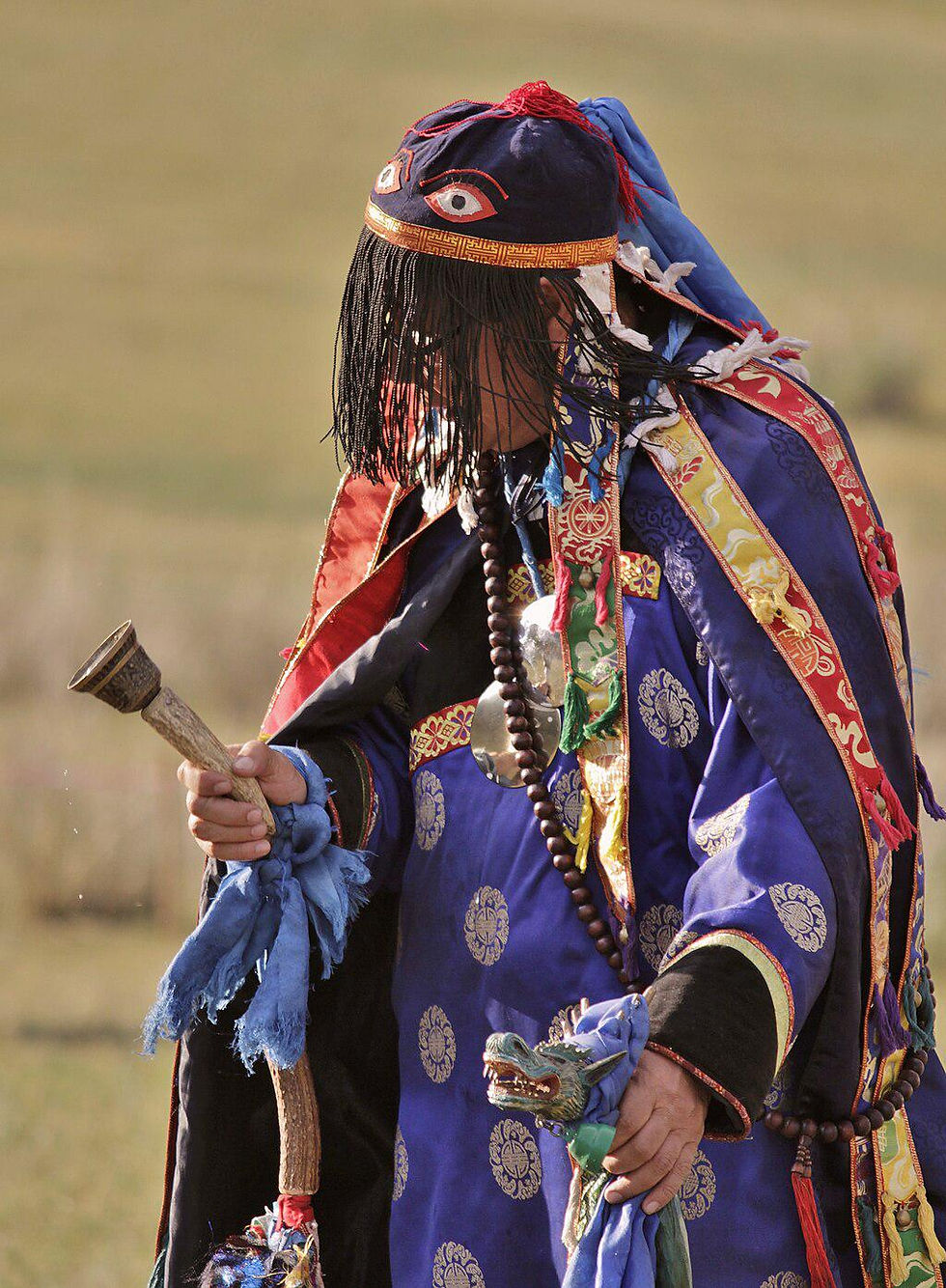 Uomo buriati siberia abito tradizionale