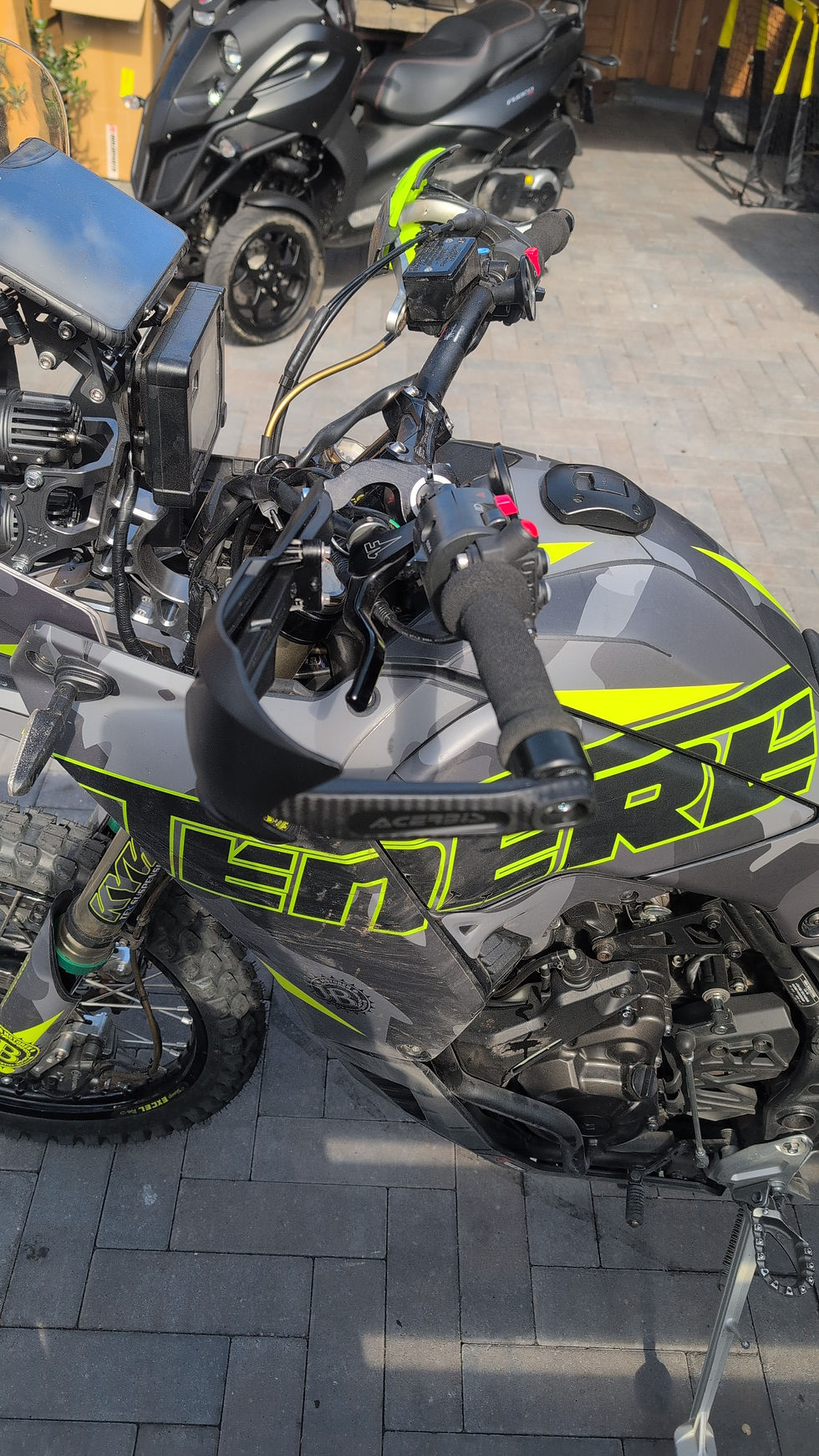 Thumbnail: Acerbis x-factory handguards T7